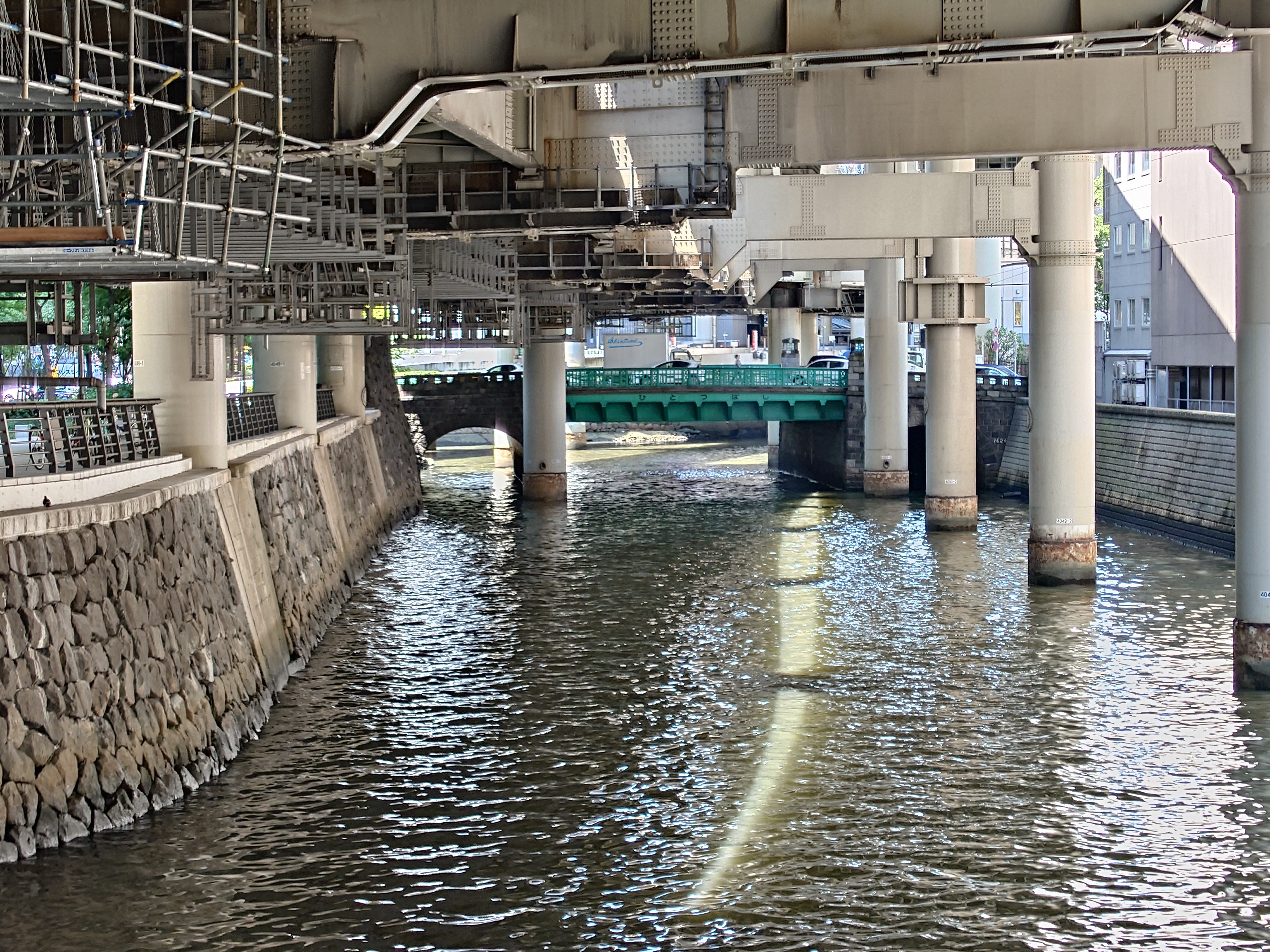 85mm（望遠、光学）