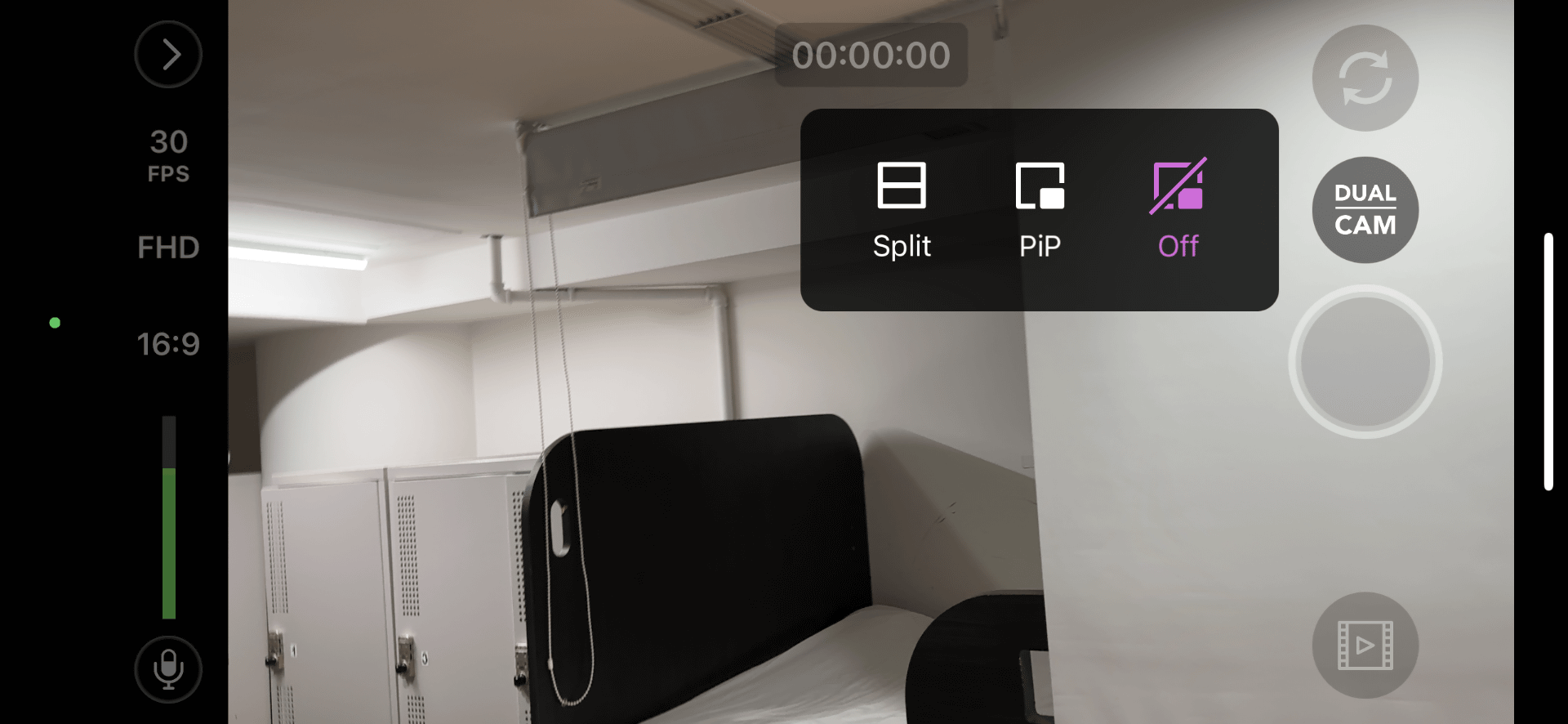 前面と背面両方のカメラを使って、画面分割もしくはワイプ表示をしながらの動画が撮れる