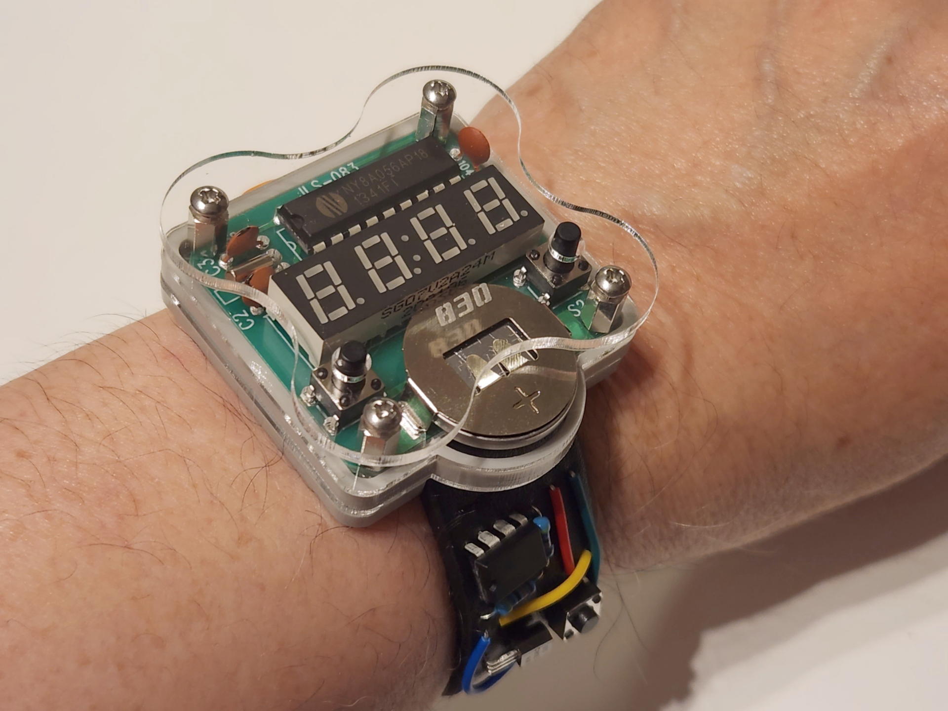 WebをクロールしていてPROTO X：CUSTOM BAND MODELという腕時計を見つけた