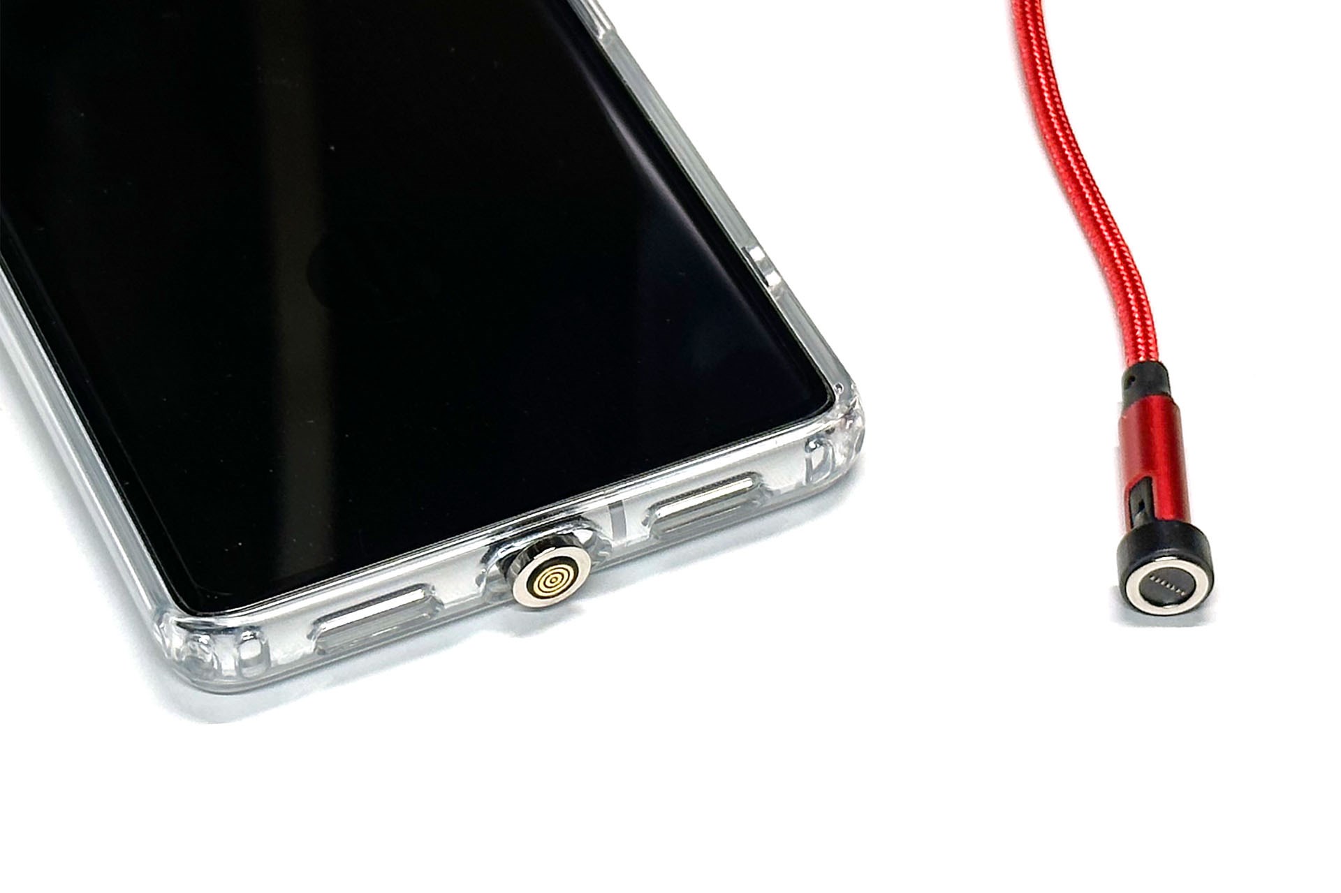 通常の使い方は、あらかじめ端末側にコネクターをセットしておく。