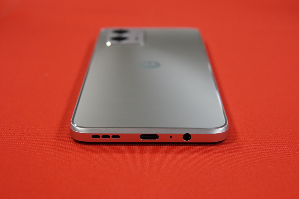 ワイモバイルから「moto g53y 5G」、2万円台前半で29日発売 - ケータイ