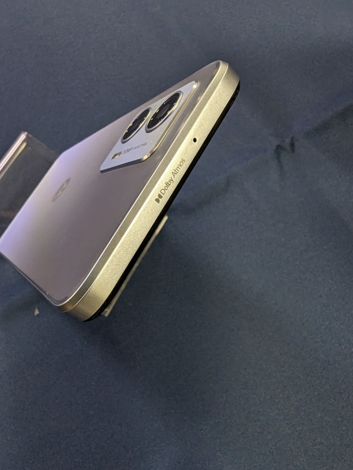 モトローラからおサイフケータイ対応の5Gスマホ「moto g53j 5G」、16日