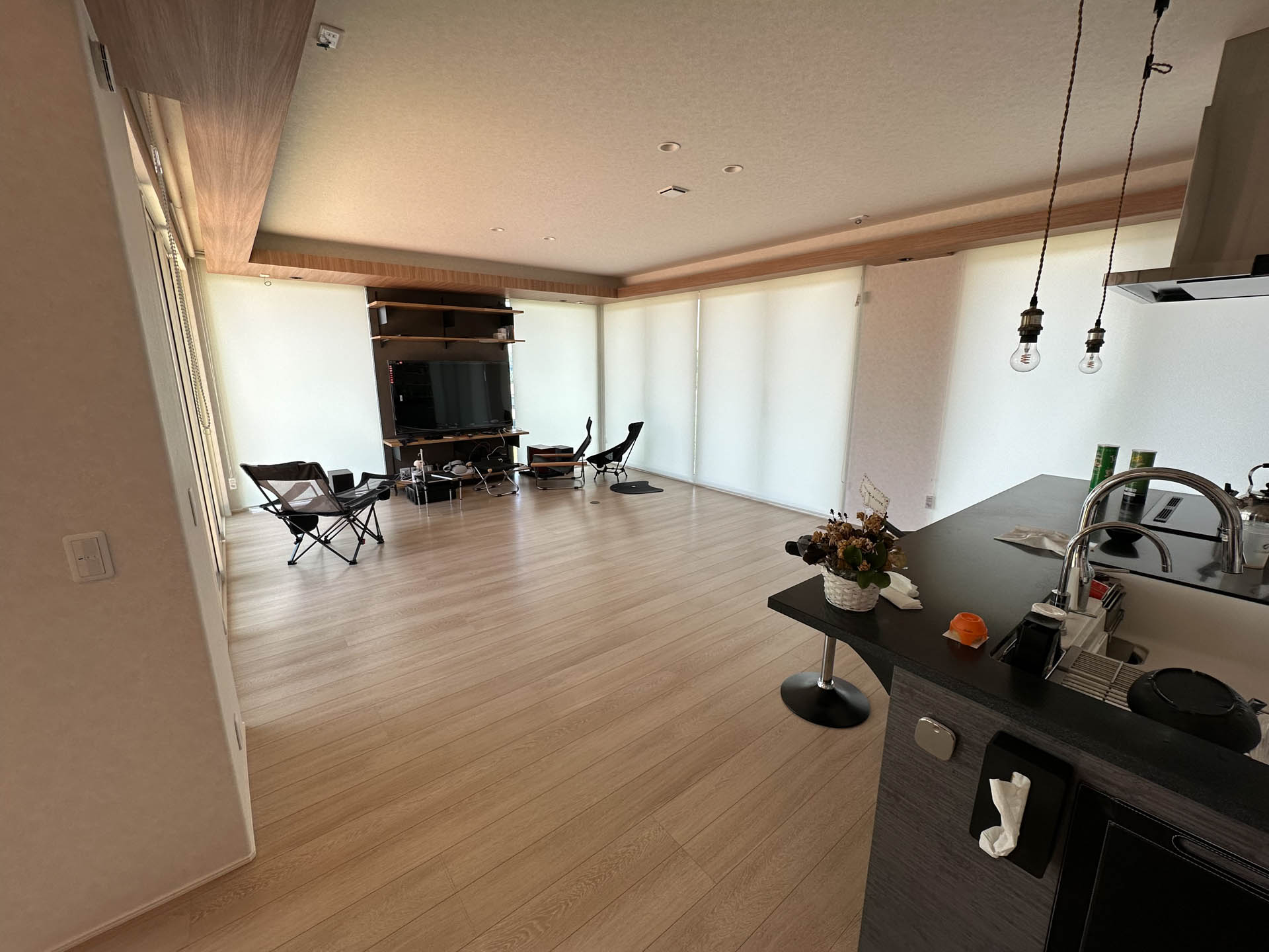 筆者宅のLDK。固定の家具がないので5m四方に近いVR用スペースを作れる