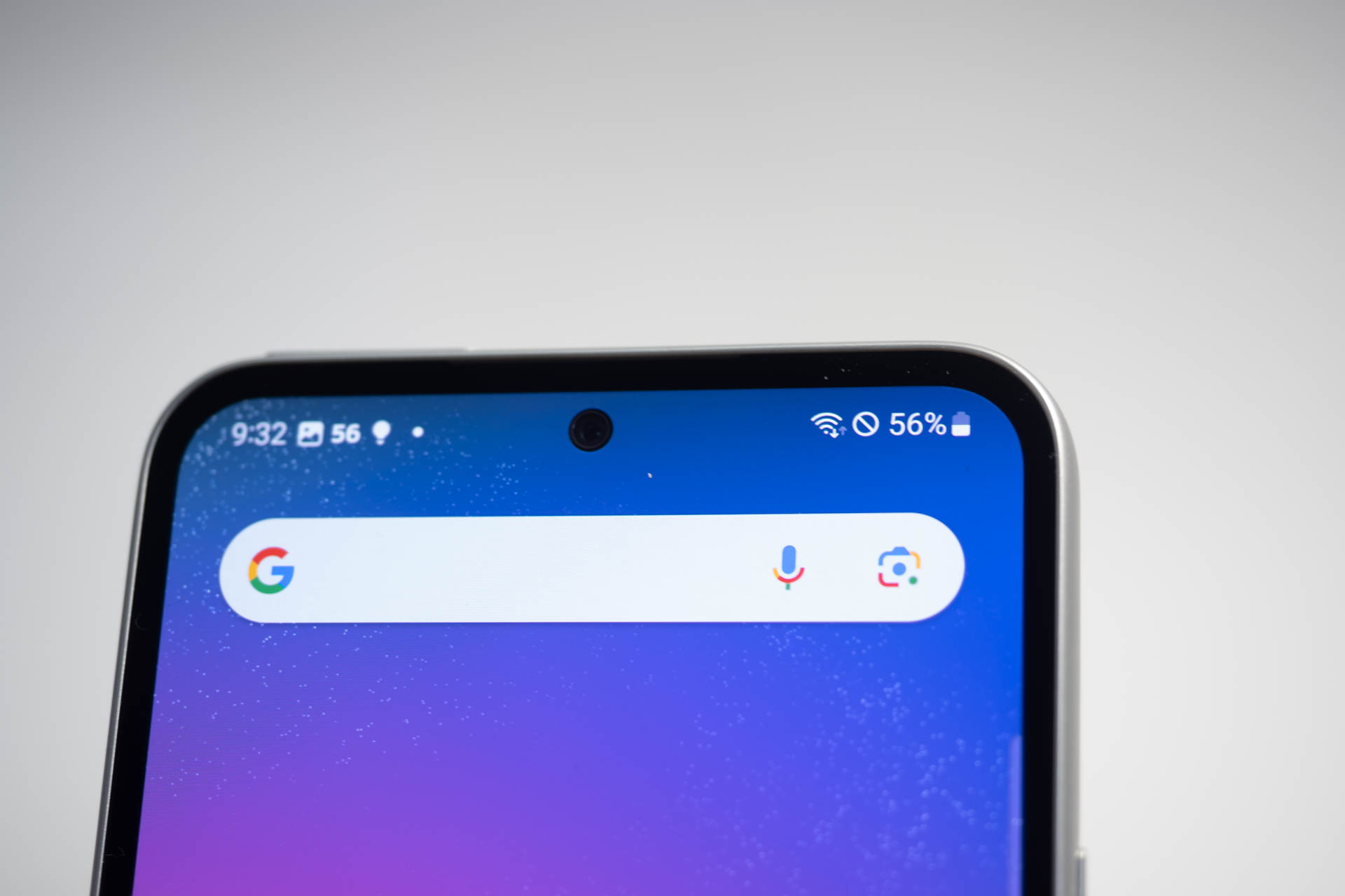 インカメラは32メガピクセル