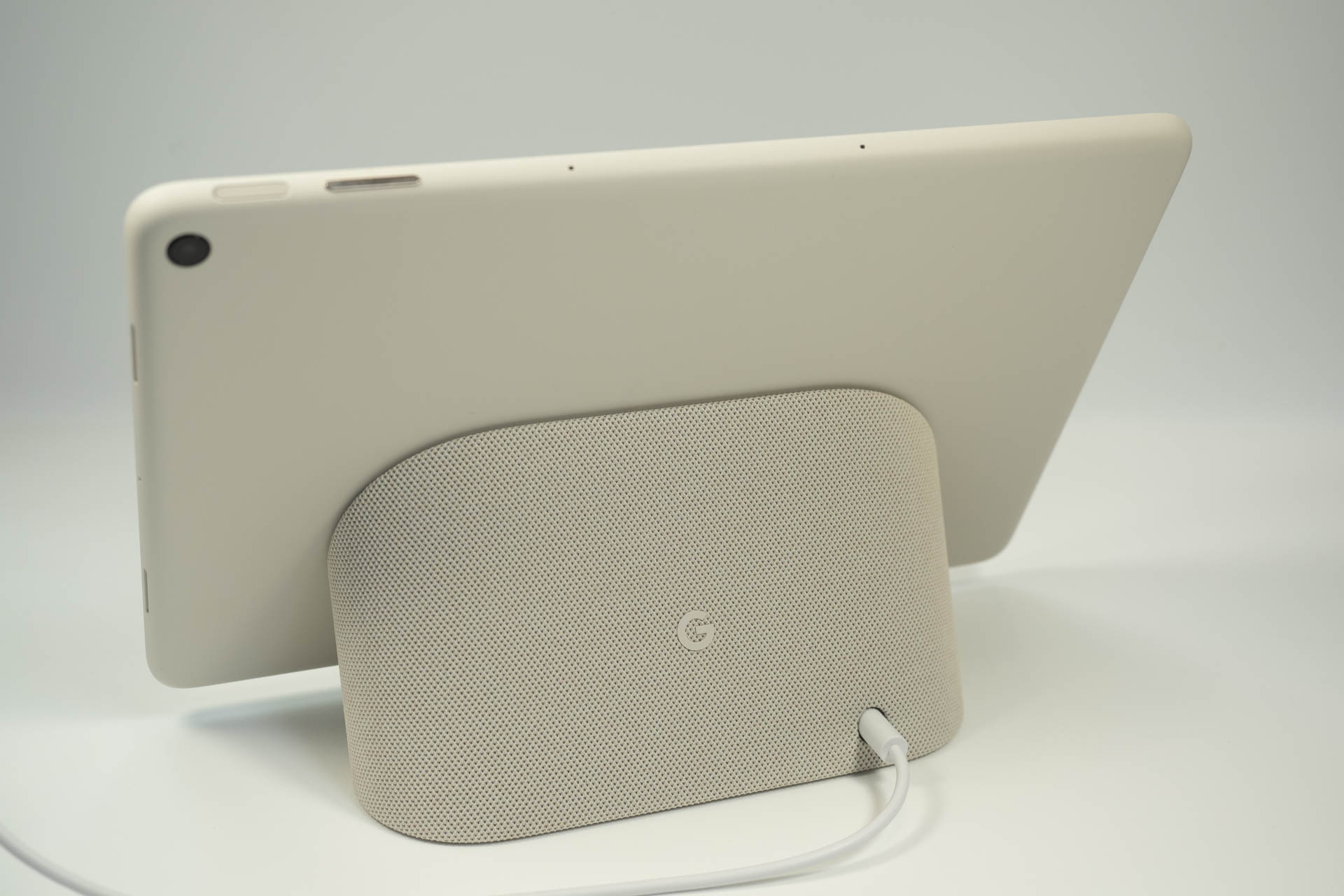 充電スピーカー ホルダーセット時の背面