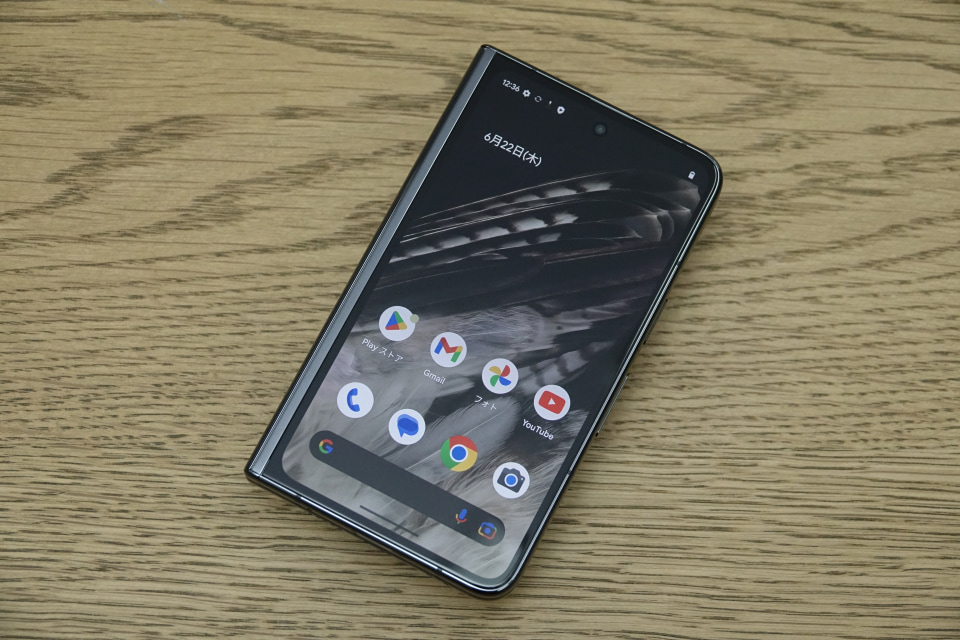 Google Pixel Fold」実機レビュー、グーグルが目指す「2画面✕大