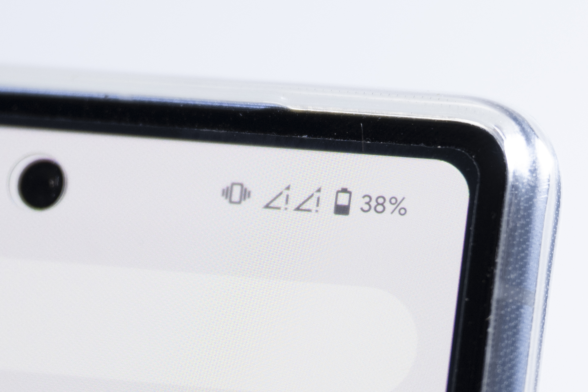 5Gが有効だと一定時間経過で圏外表示になってしまう。