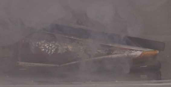 高温によるモバイルバッテリーからの出火（出火直前）