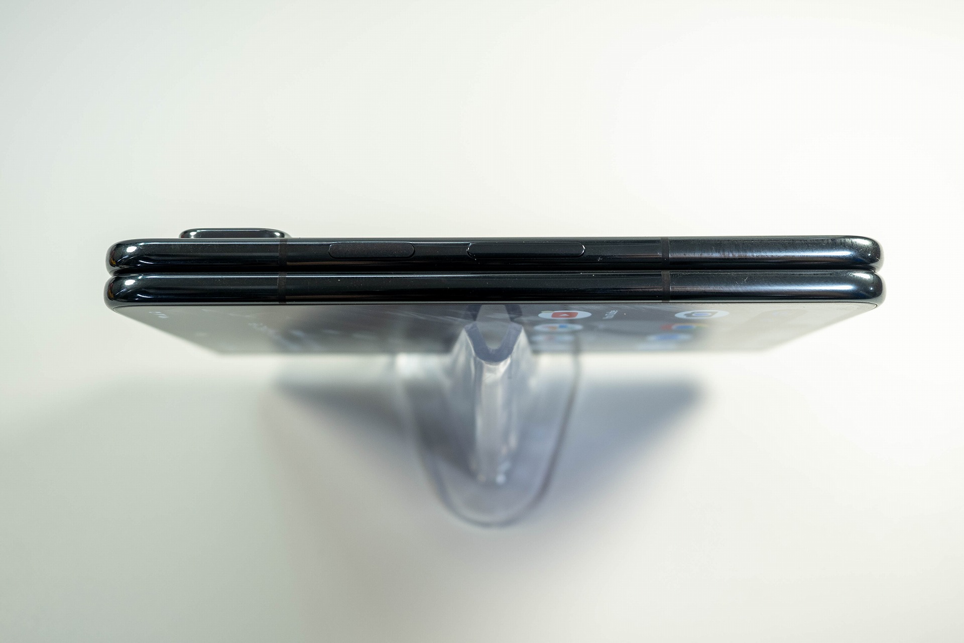 閉じた状態では隙間はほとんどない