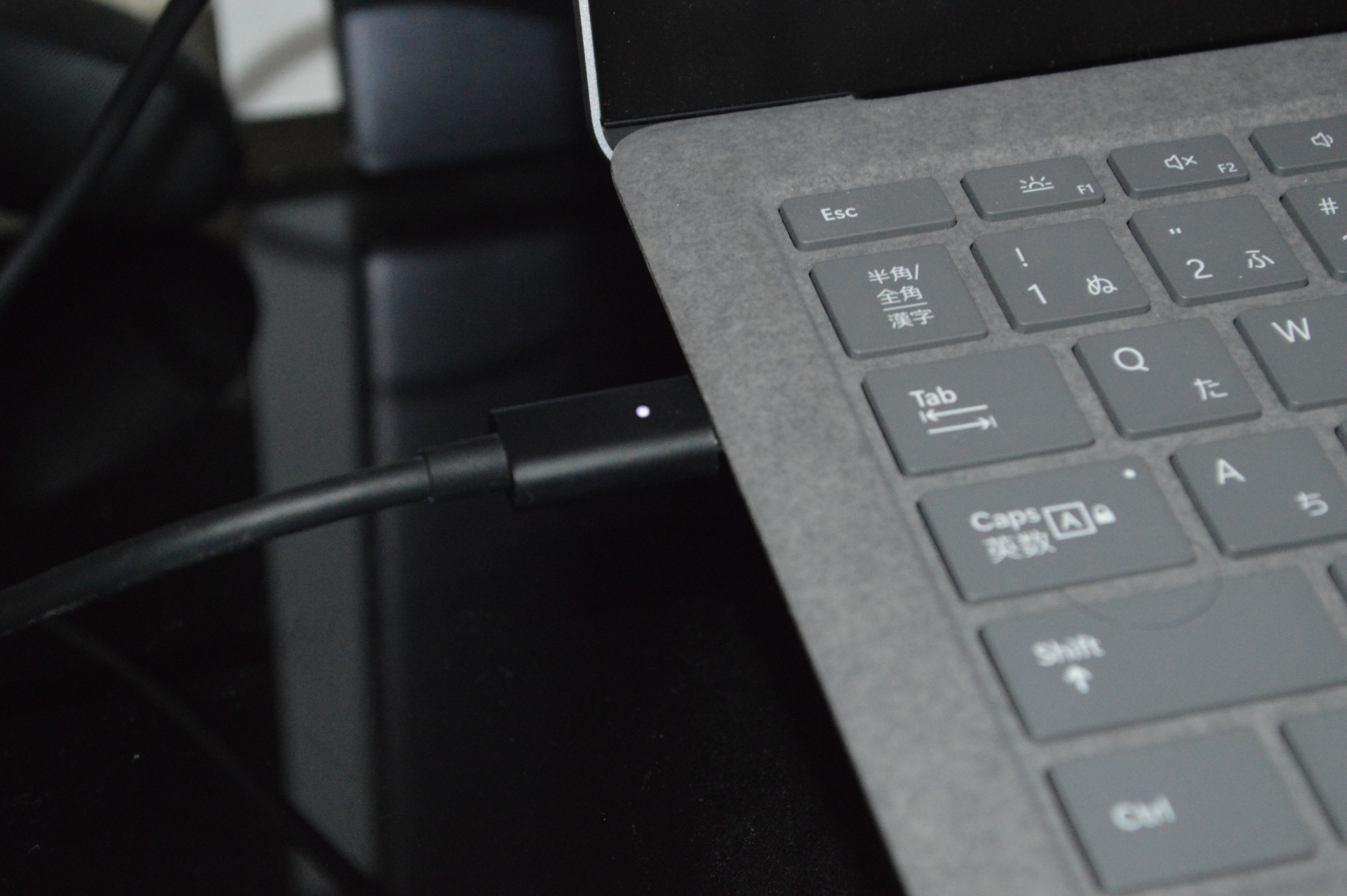 ノートパソコンに直接給電可能