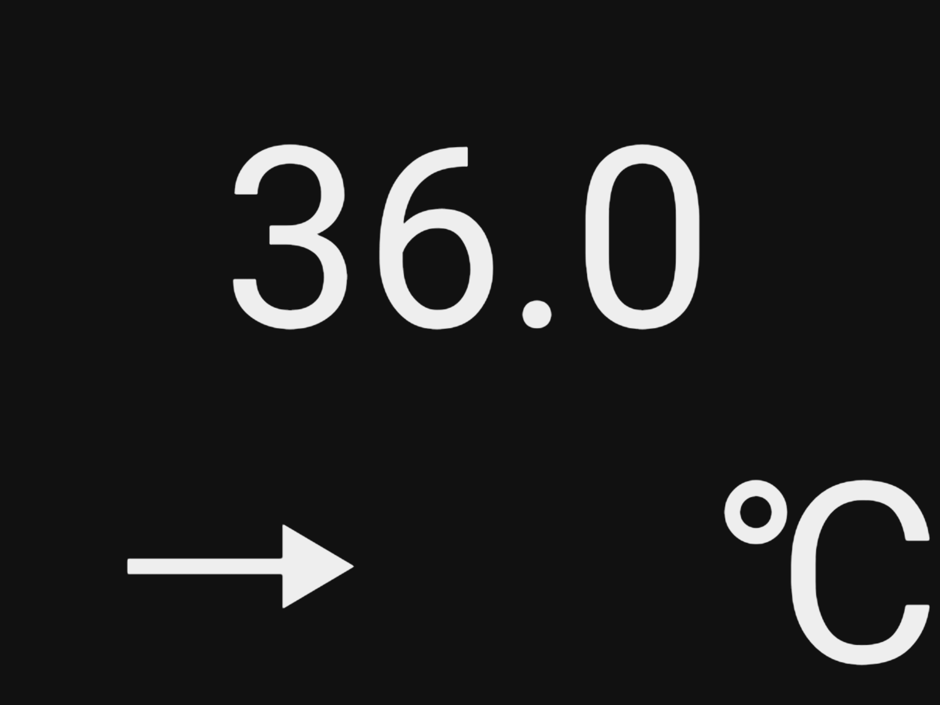 「スマホ温度計測バッテリー℃」アプリが表示する値は36℃。おいおい、体温程度じゃあないかとツッコミを入れたくなった