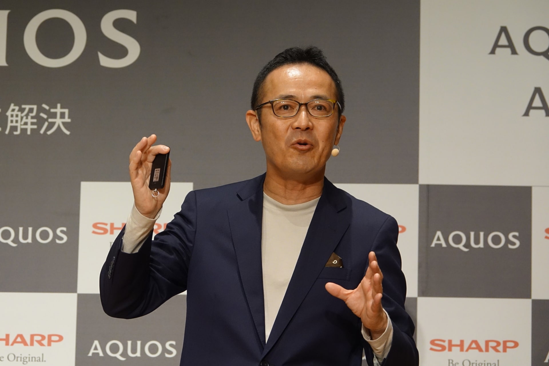 シャープ 通信事業本部 本部長の小林 繁氏