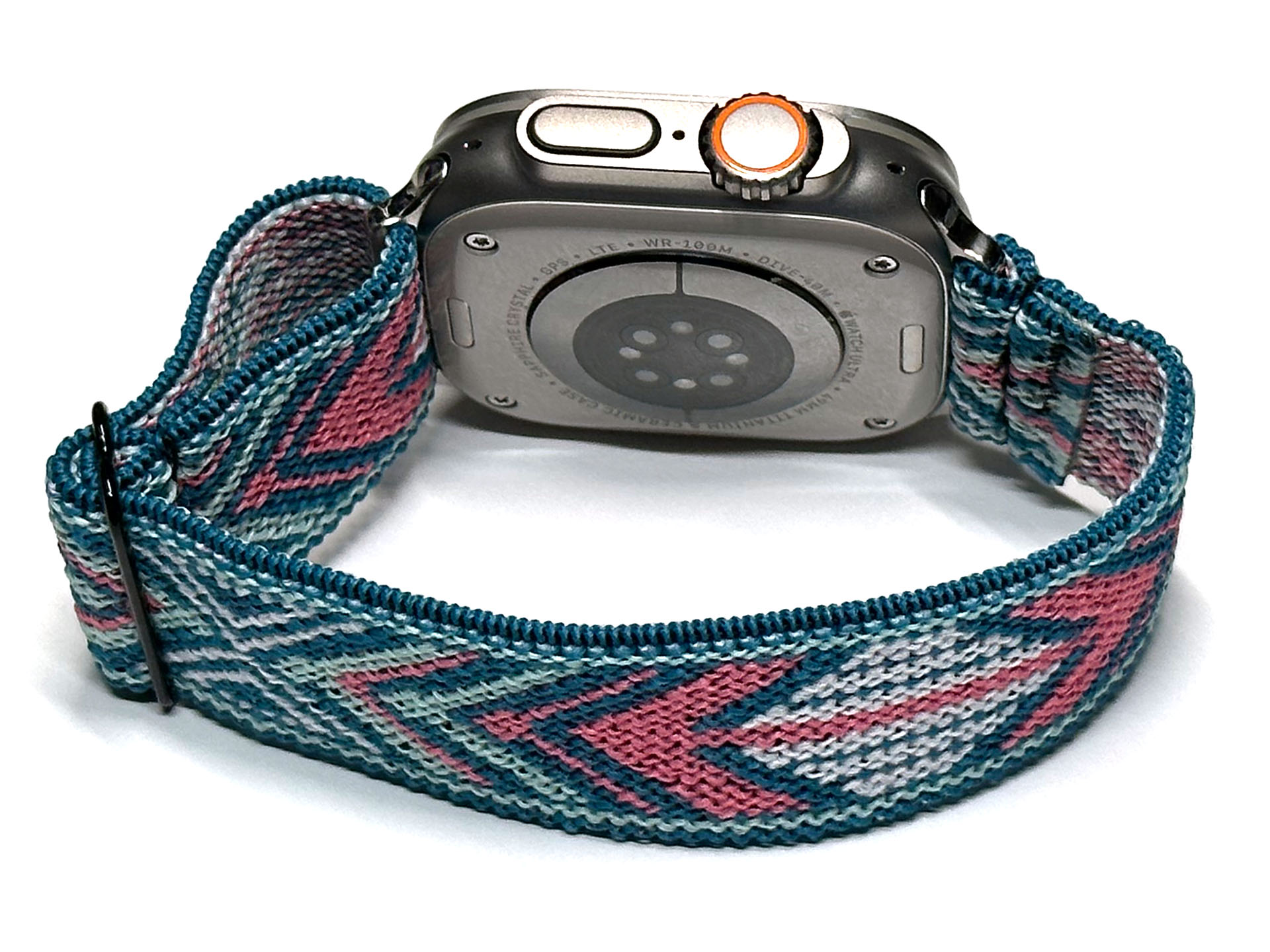 Apple Watchに装着した様子。