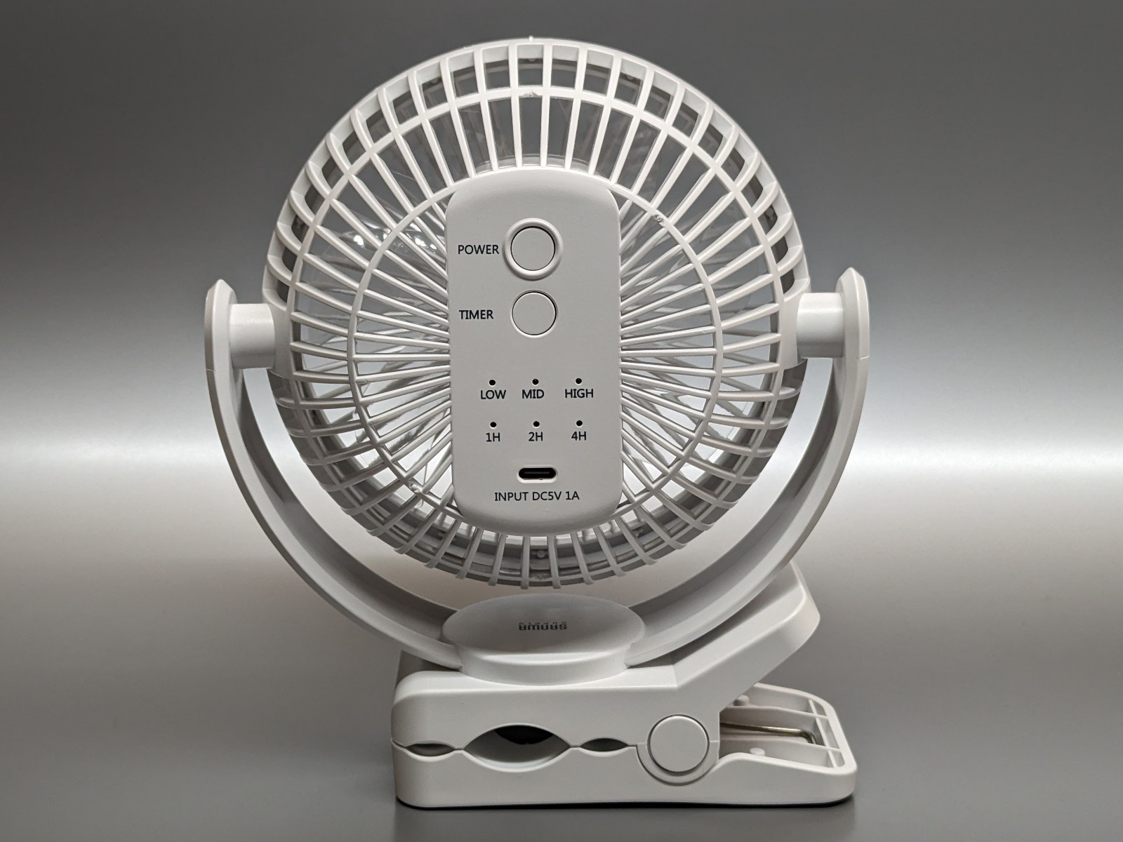 左右方向への回転も可能だ