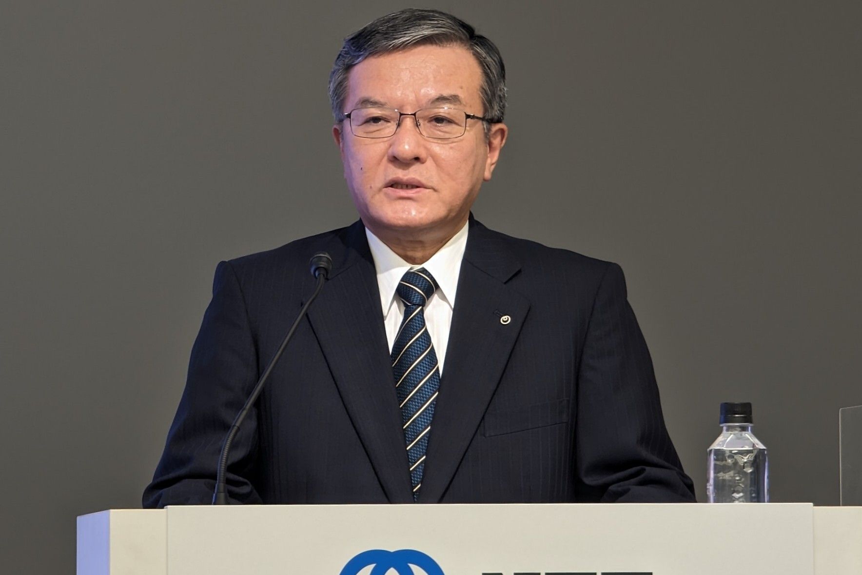 島田氏
