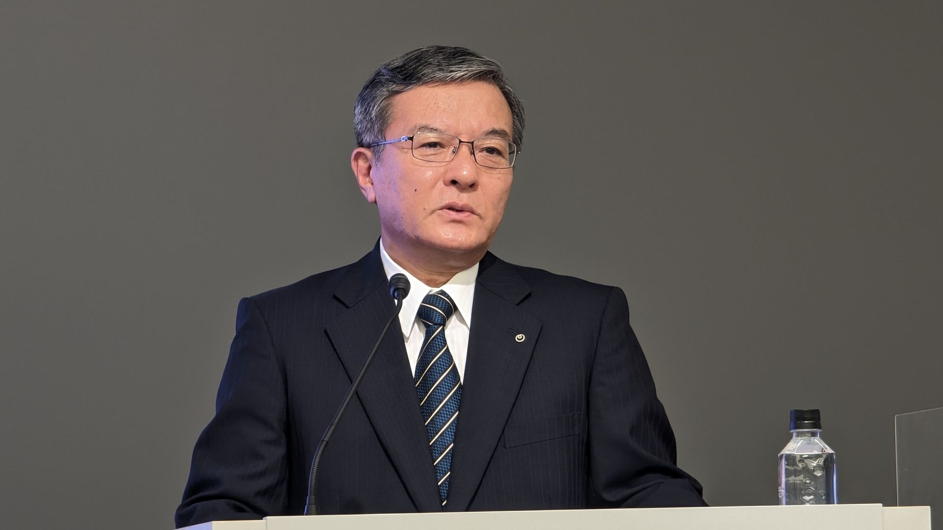 島田氏