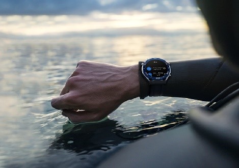 HUAWEI WATCH Ultimate」に新色EXPEDITION BLACK、26日発売 - ケータイ 