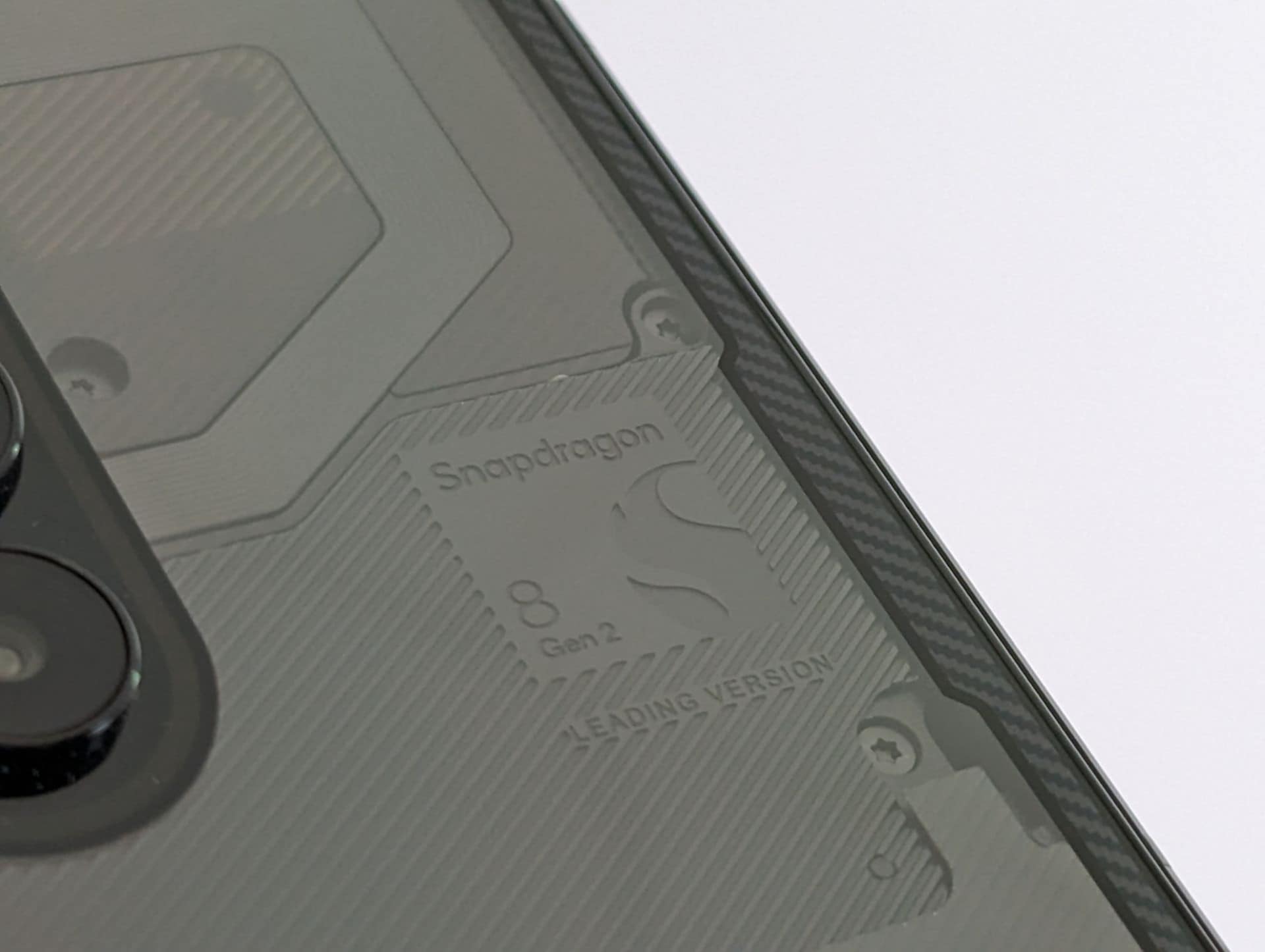 「Snapdragon 8 Gen 2」搭載