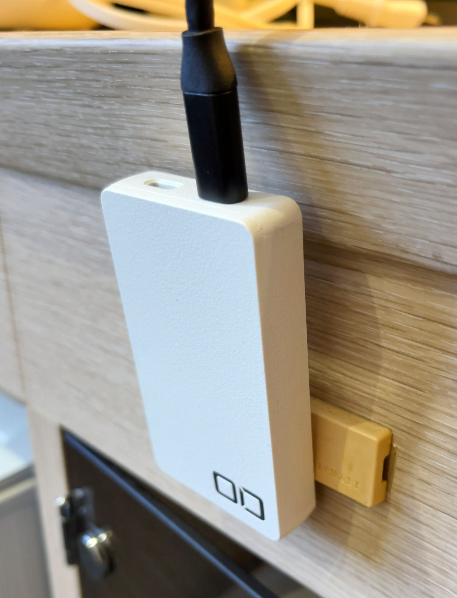 出張先のホテルでも出っぱらないので引っかけることがなくて安心できる