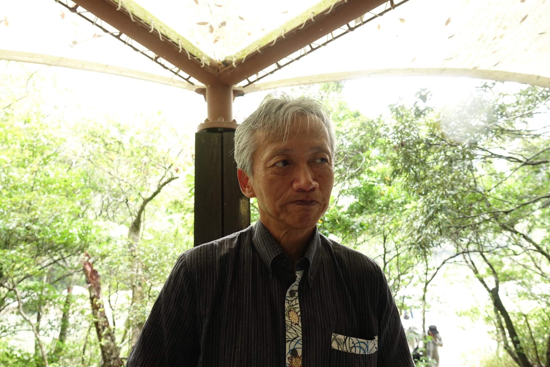 沖縄セルラー　菅氏