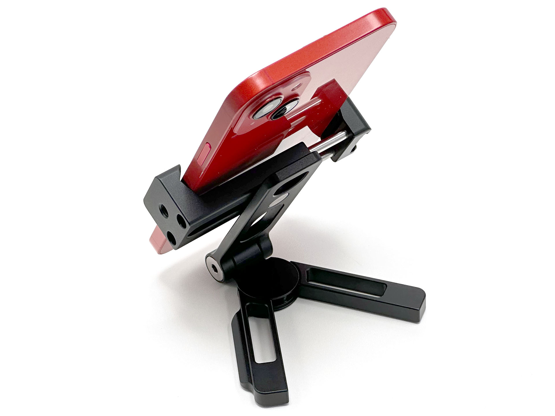 脚はこんなふうに開いて使う。これ以上は開かない。