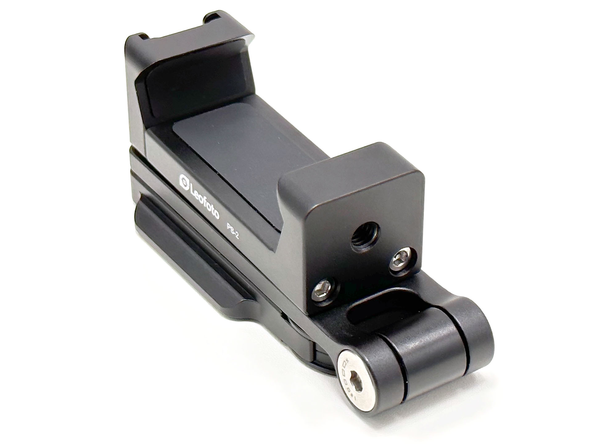 クランプの片側に1/4インチ三脚ネジ穴がある。これを使えば1/4インチのカメラ装着用ネジがある雲台にこのホルダーをセットできる。