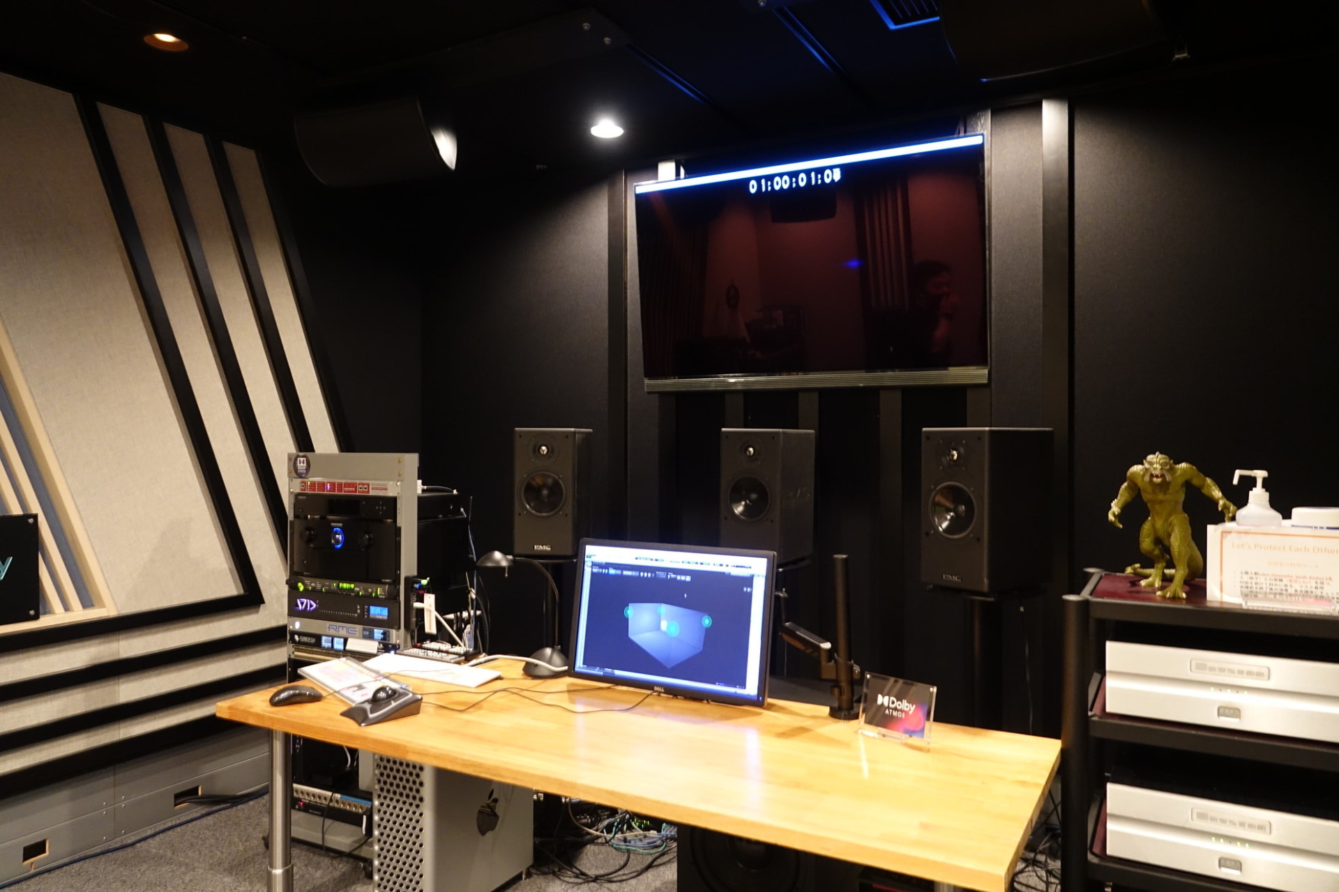Dolby Japan本社のミキシングルーム