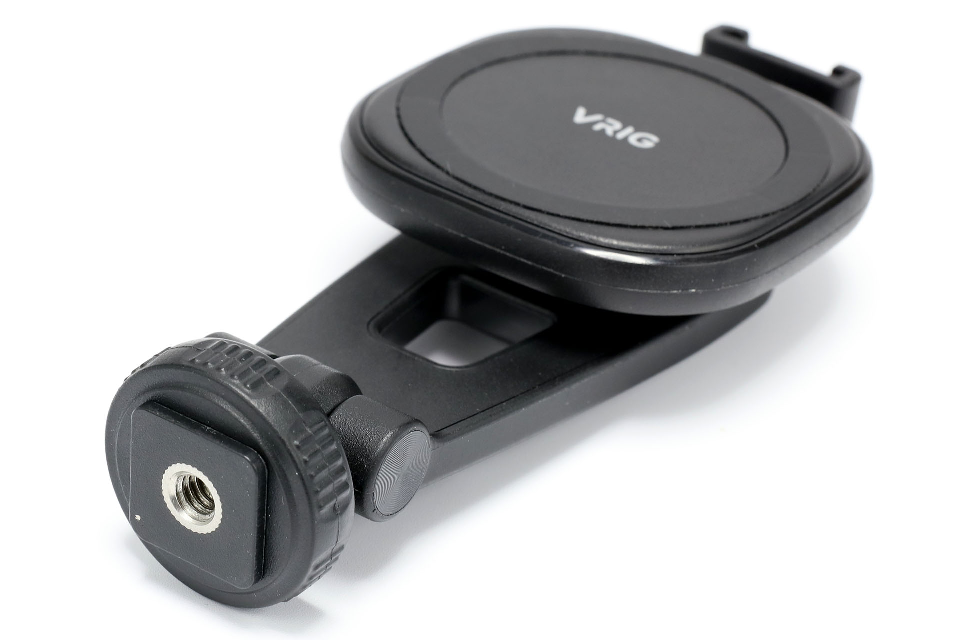 底部に三脚ネジ穴があるので、一般的な各種三脚（雲台）に装着できる。