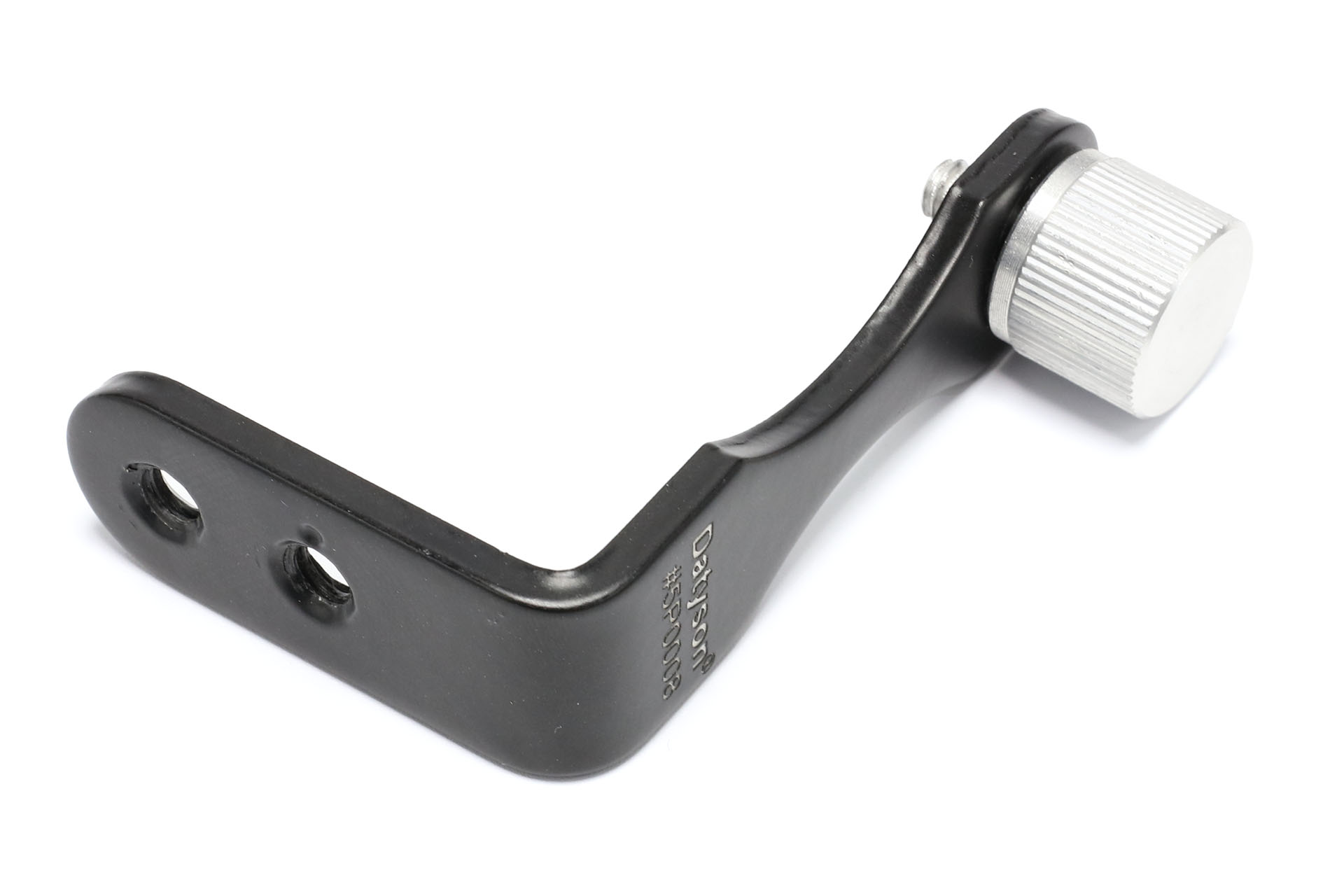 底部に三脚ねじ穴×2。やや作りが雑。