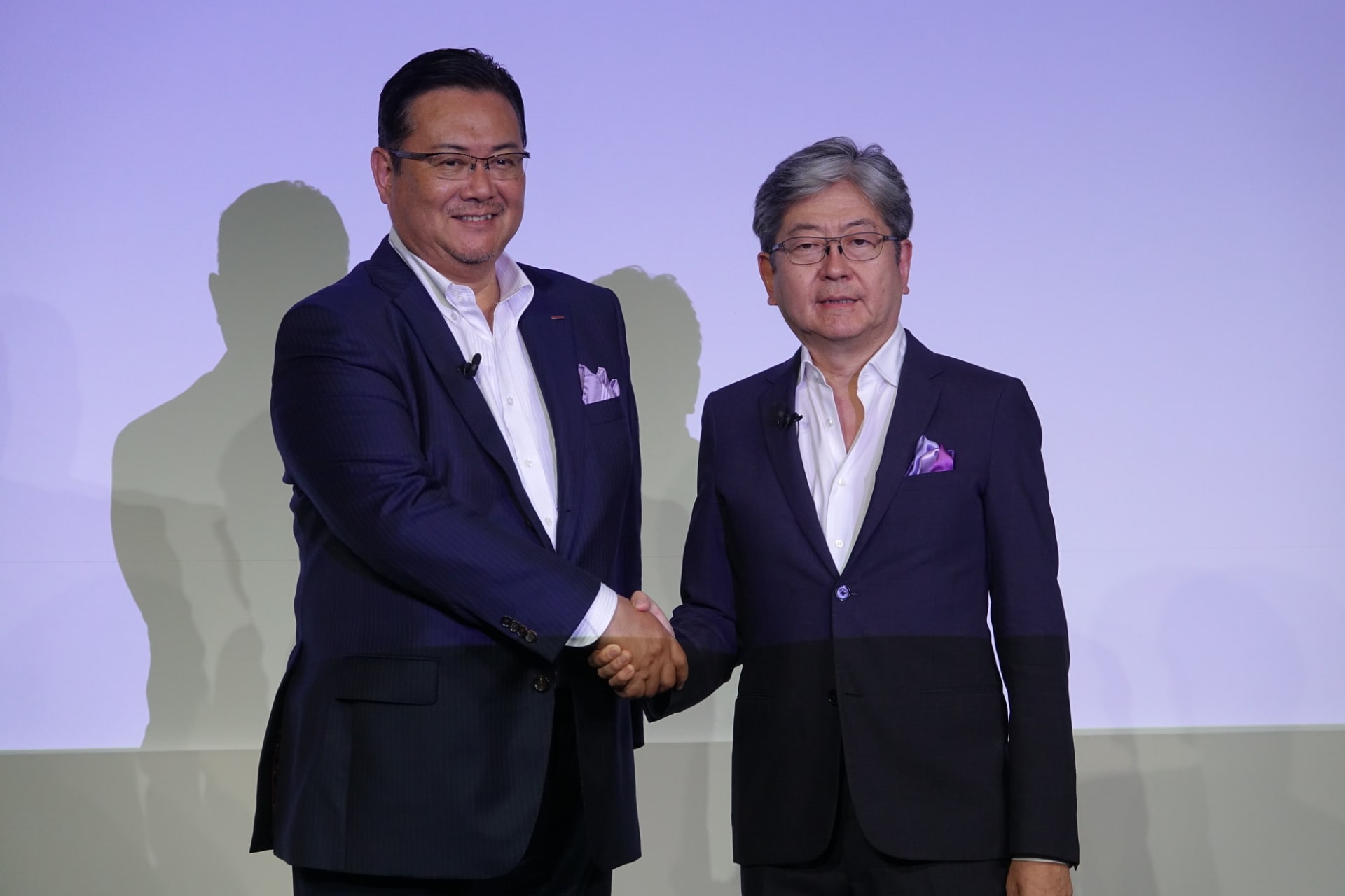 ドコモ 井伊社長とマネックスグループ 松本会長