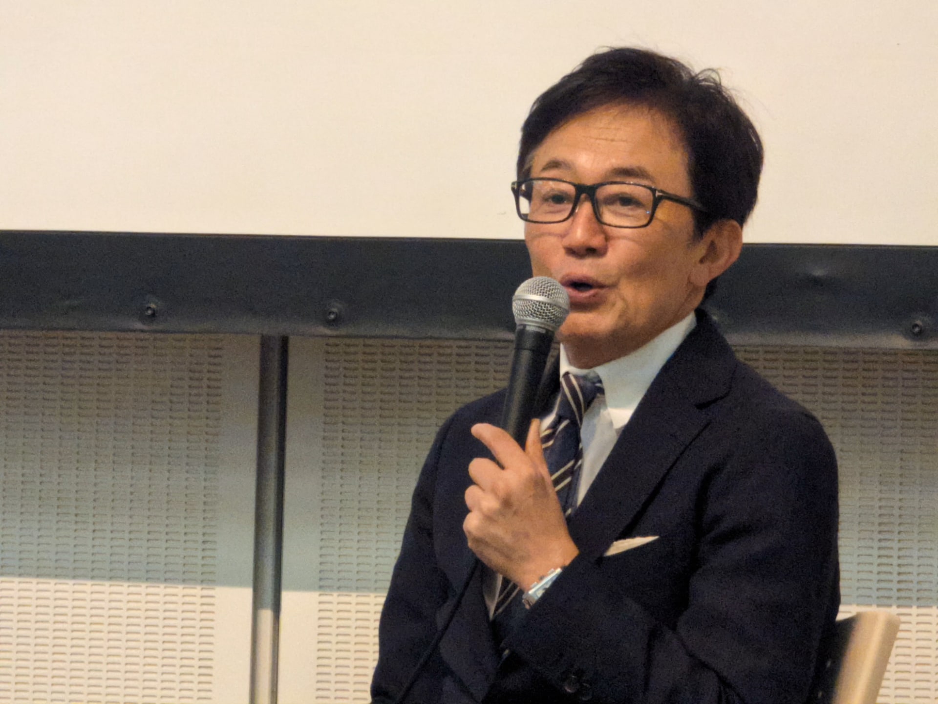 楽天モバイル代表取締役共同CEOの鈴木和洋氏