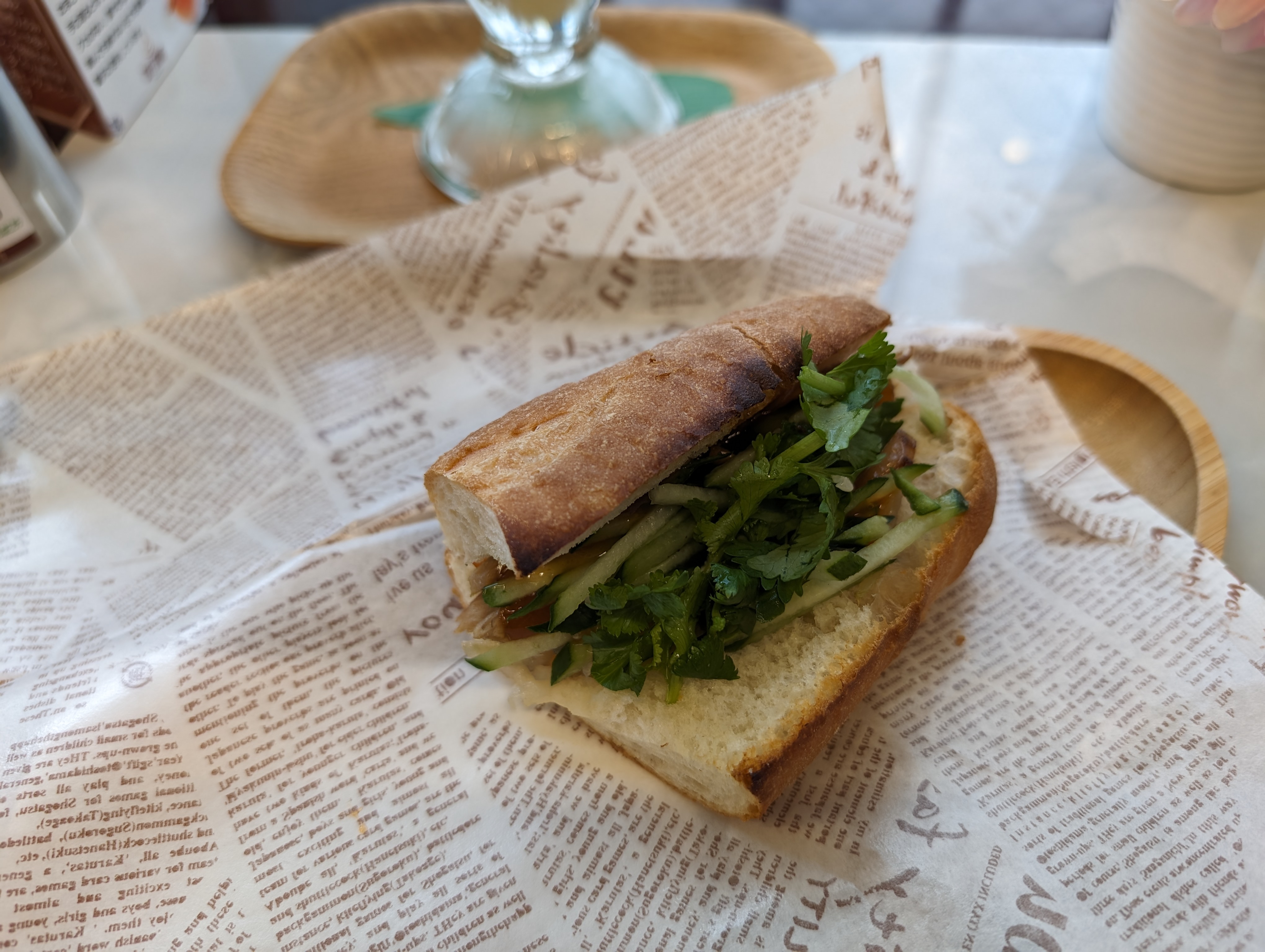 マクロにならない距離での料理撮影