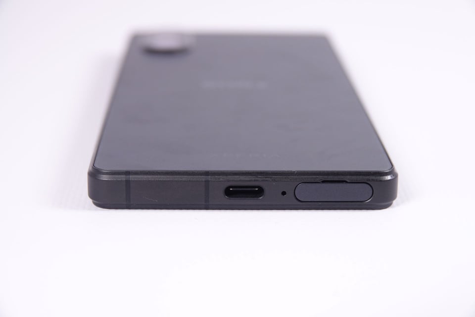 Xperia 5 V」クイックフォトレビュー] - ケータイ Watch