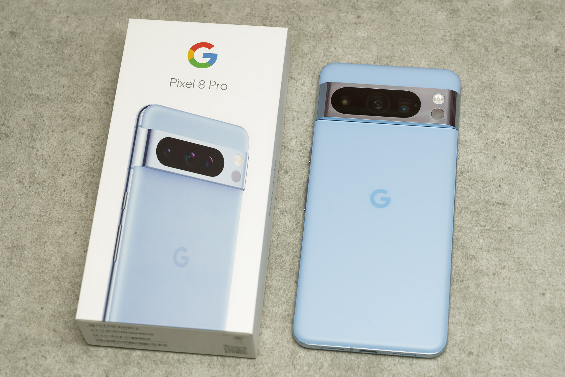 傷だらけになる前に、早くカーボンケースが届いてほしい