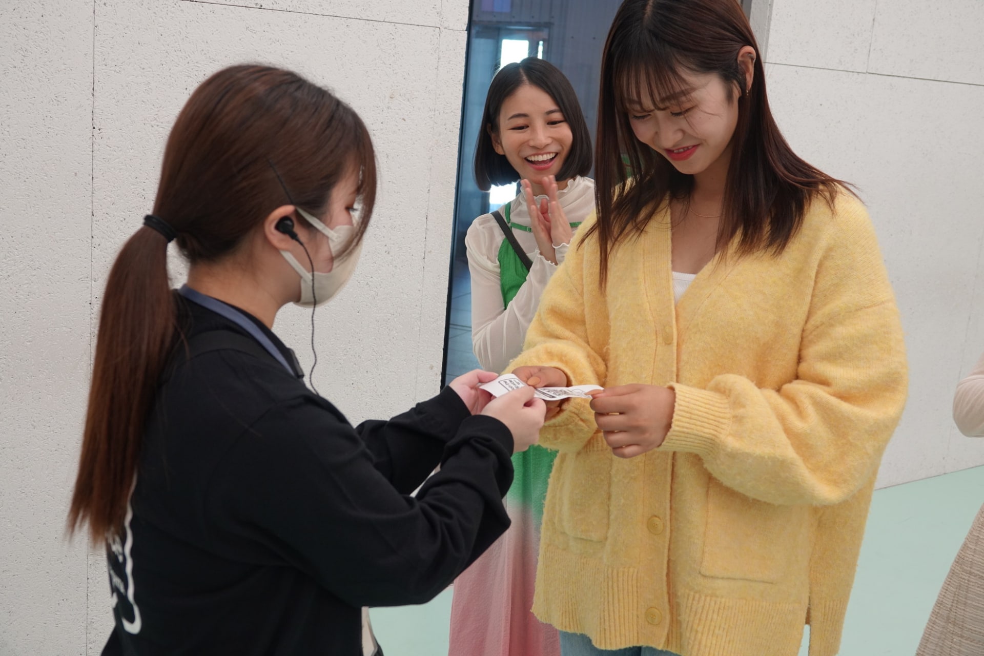 コンテンツはQRコードで持ち帰れる