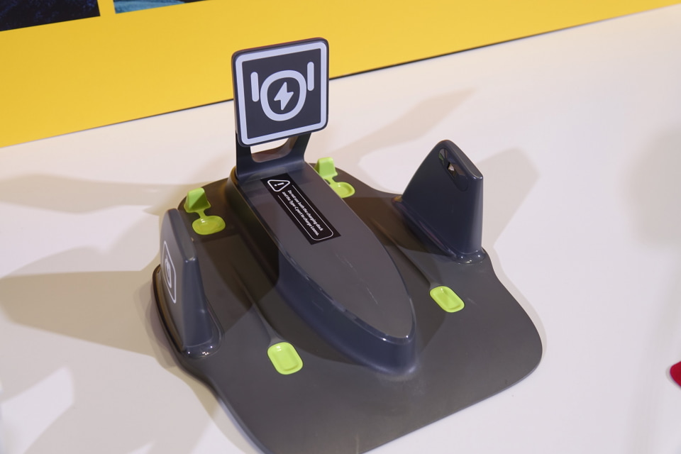 アンカー子会社からChatGPT／Amazon Lex対応のペットロボット「Loona