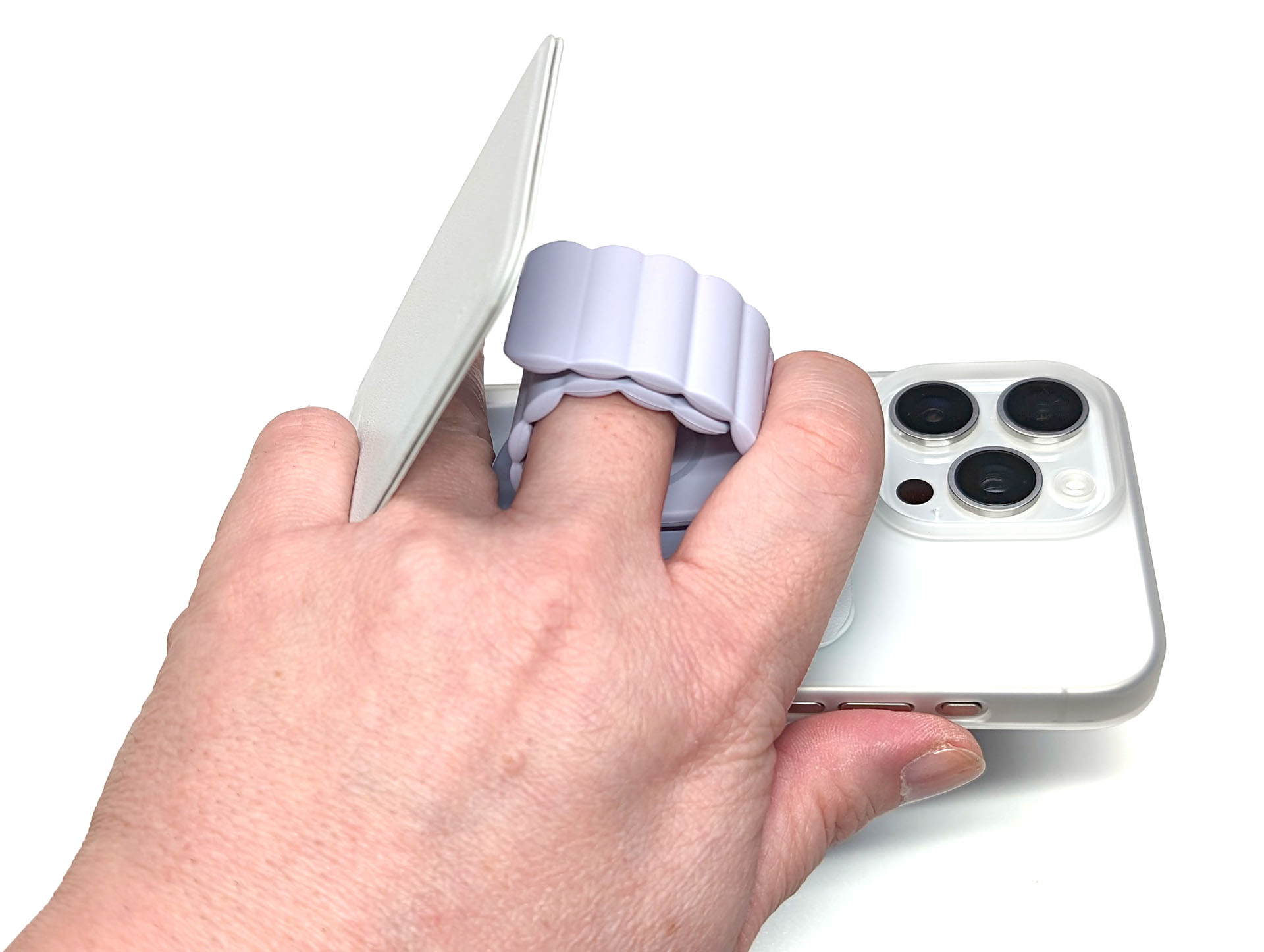 このスタイルで使えば不安定さはない……って素直に各製品を別々に使えば？　みたいな。