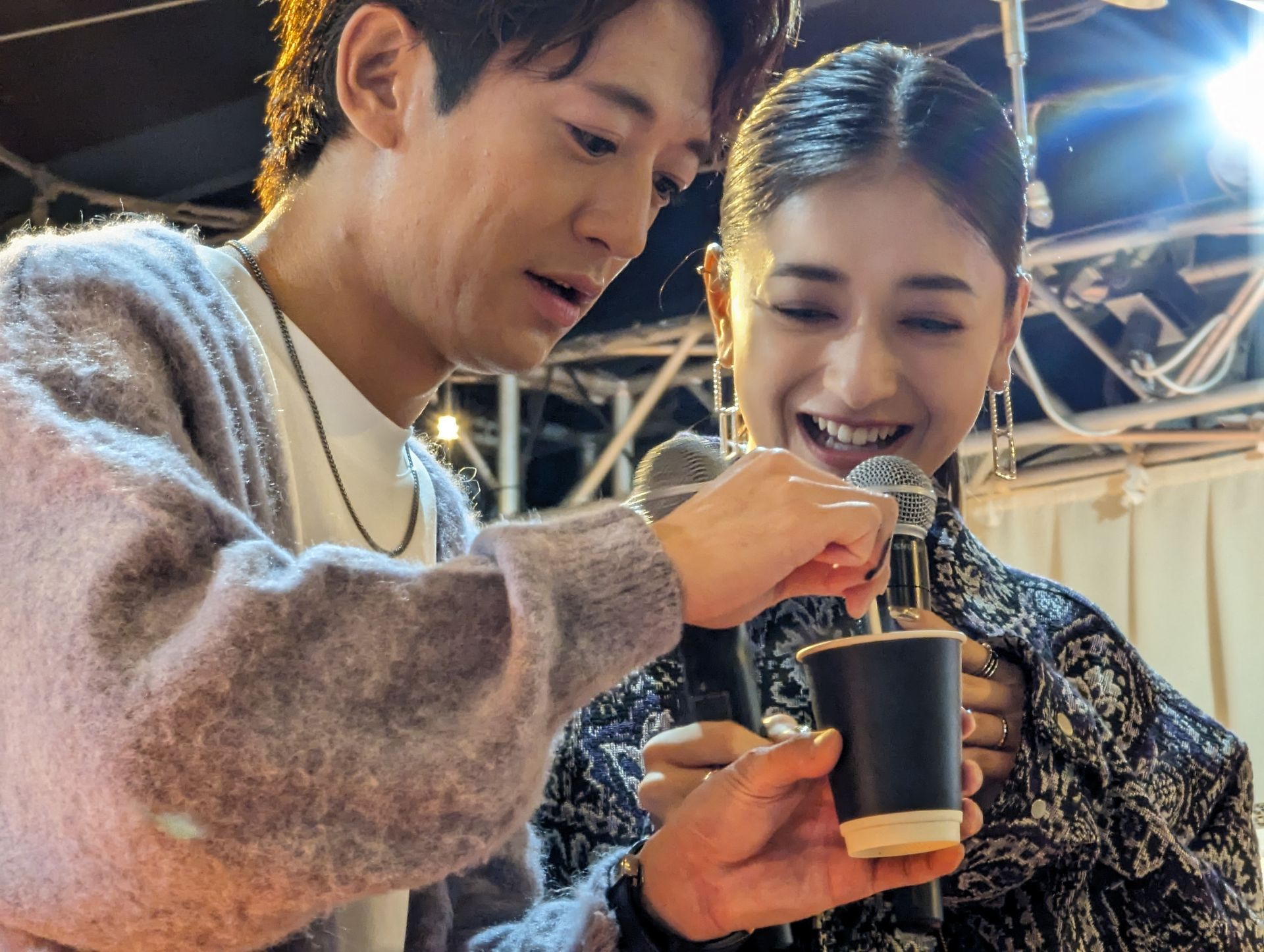 大倉士門はミルクチョコレートを試飲した