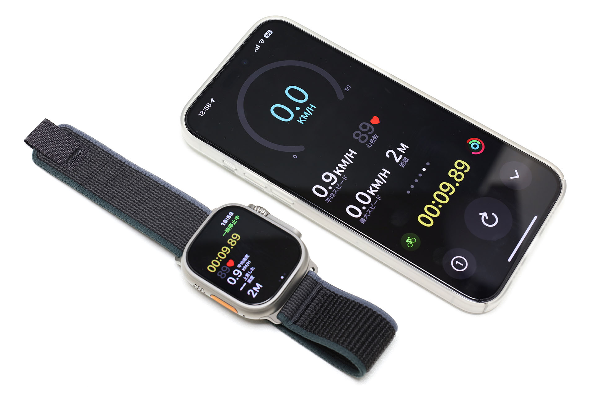 ワークアウトでApple WatchとiPhoneが連携する様子。