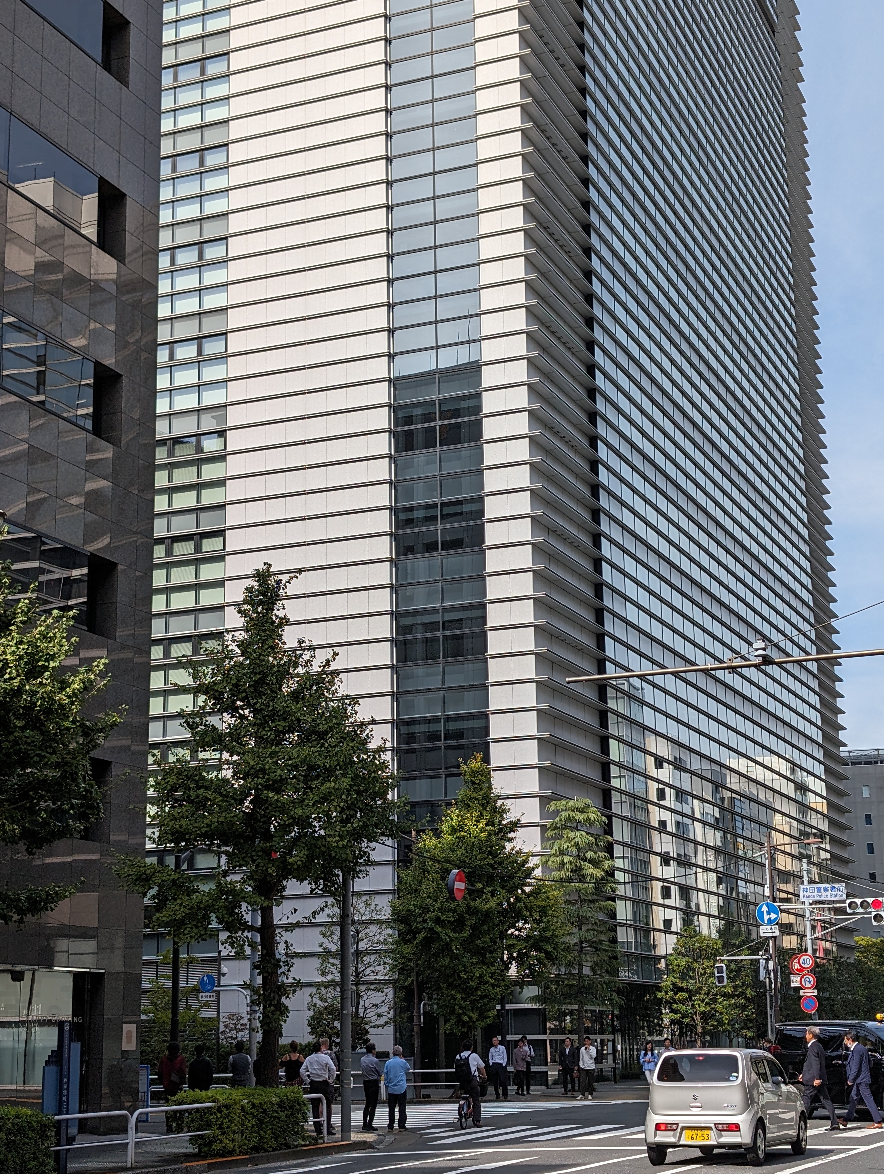 「Pixel 8 Pro」の広角カメラで撮影。標準の2倍相当の望遠で撮影されている