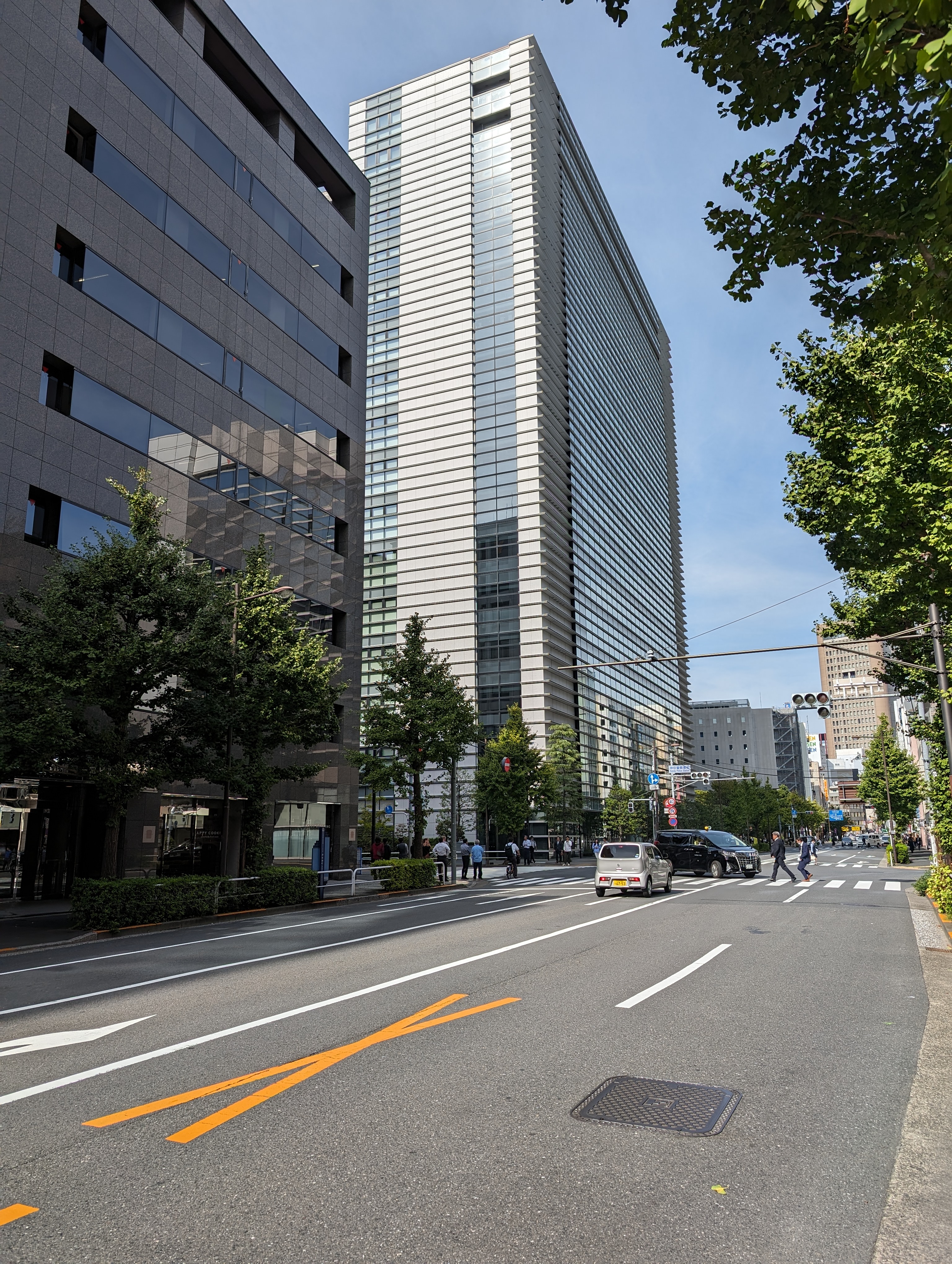 「Pixel 8 Pro」の広角カメラで撮影。標準でピクセルビニングが有効のため、解像度は3072×4080ドットで撮影される。「プロ」に切り替えれば、5000万画素のフルで撮影することもできる