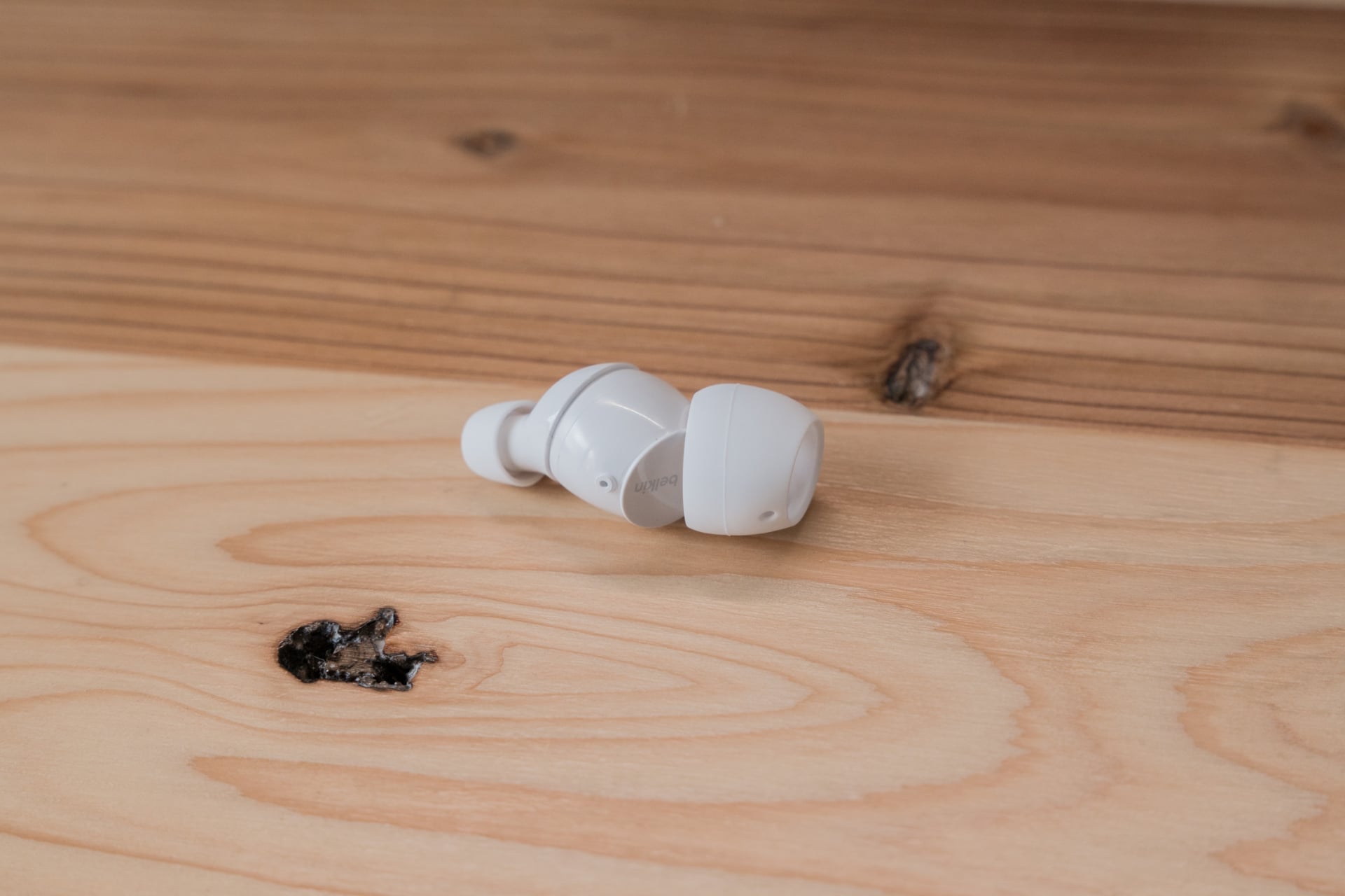 ウイングチップを変えれば耳へのフィット感も格段に上がります