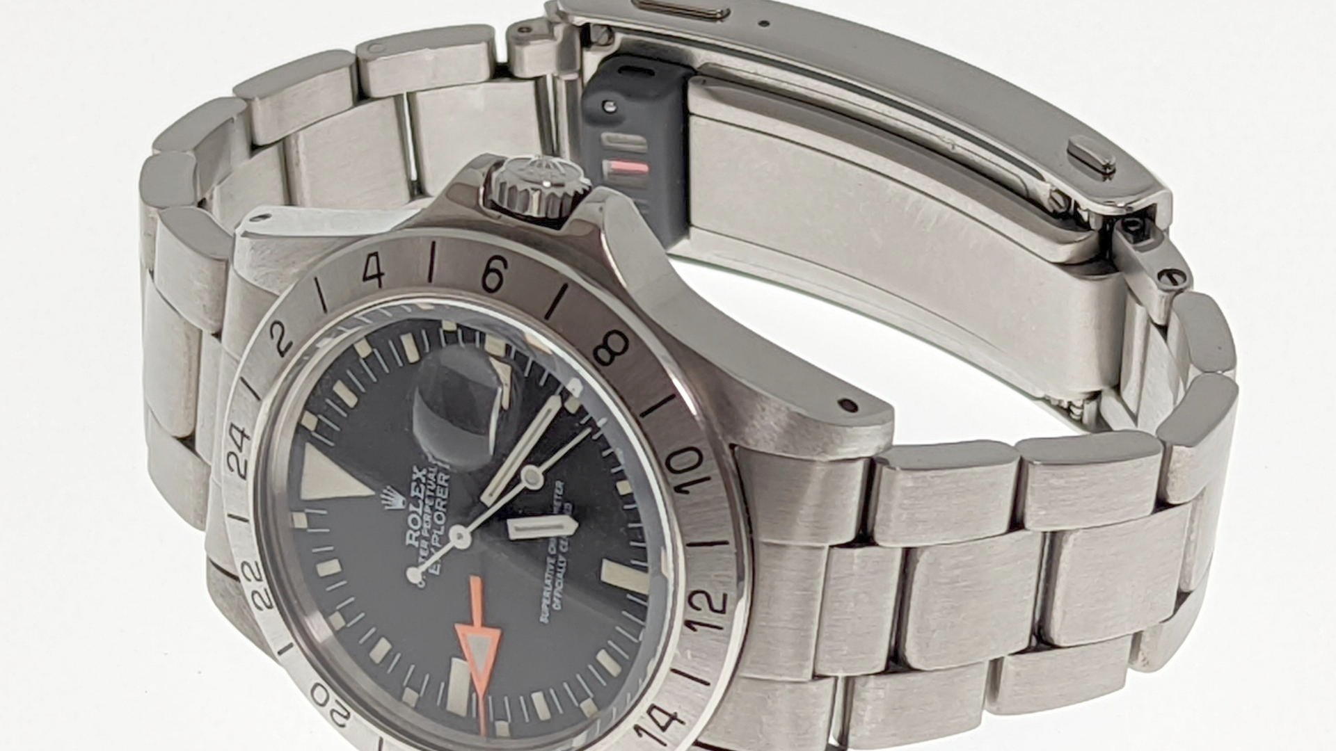 ロレックス3連ブレス用のwena 3をロレックスExplorer IIに1年ほど付けて便利に活用していた
