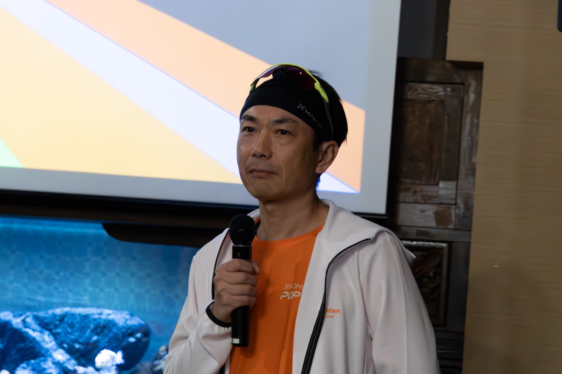 安達氏