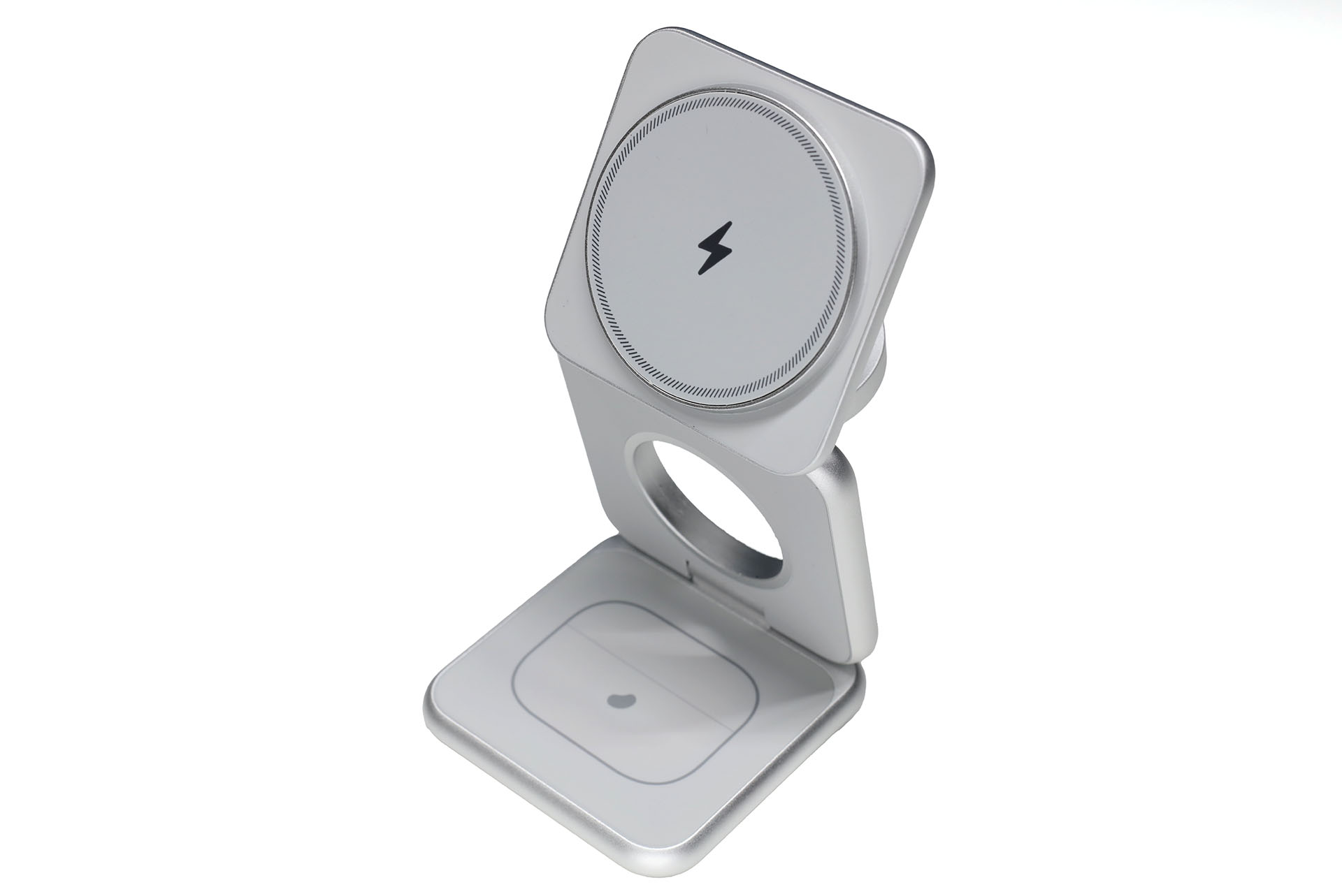 展開した状態。各ヒンジの角度は自由に変えられる。