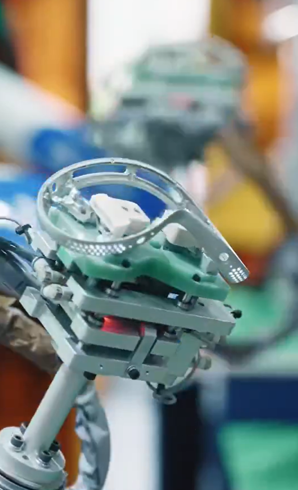 ティム・クックCEOが投稿した動画より