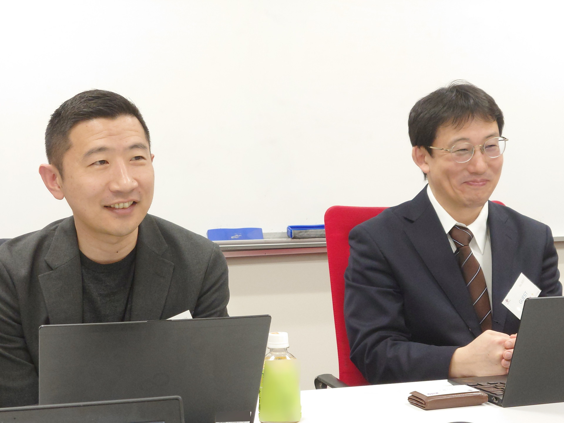 左＝オプテージ 田村氏。右＝同 松田氏