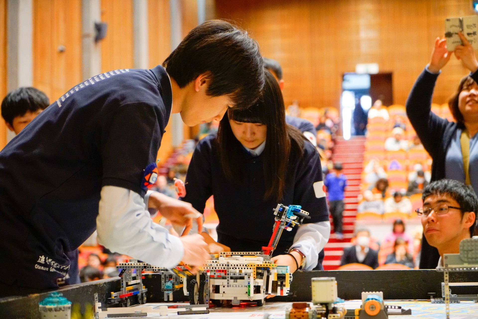 自律型ロボットを用いたミッション攻略ゲーム