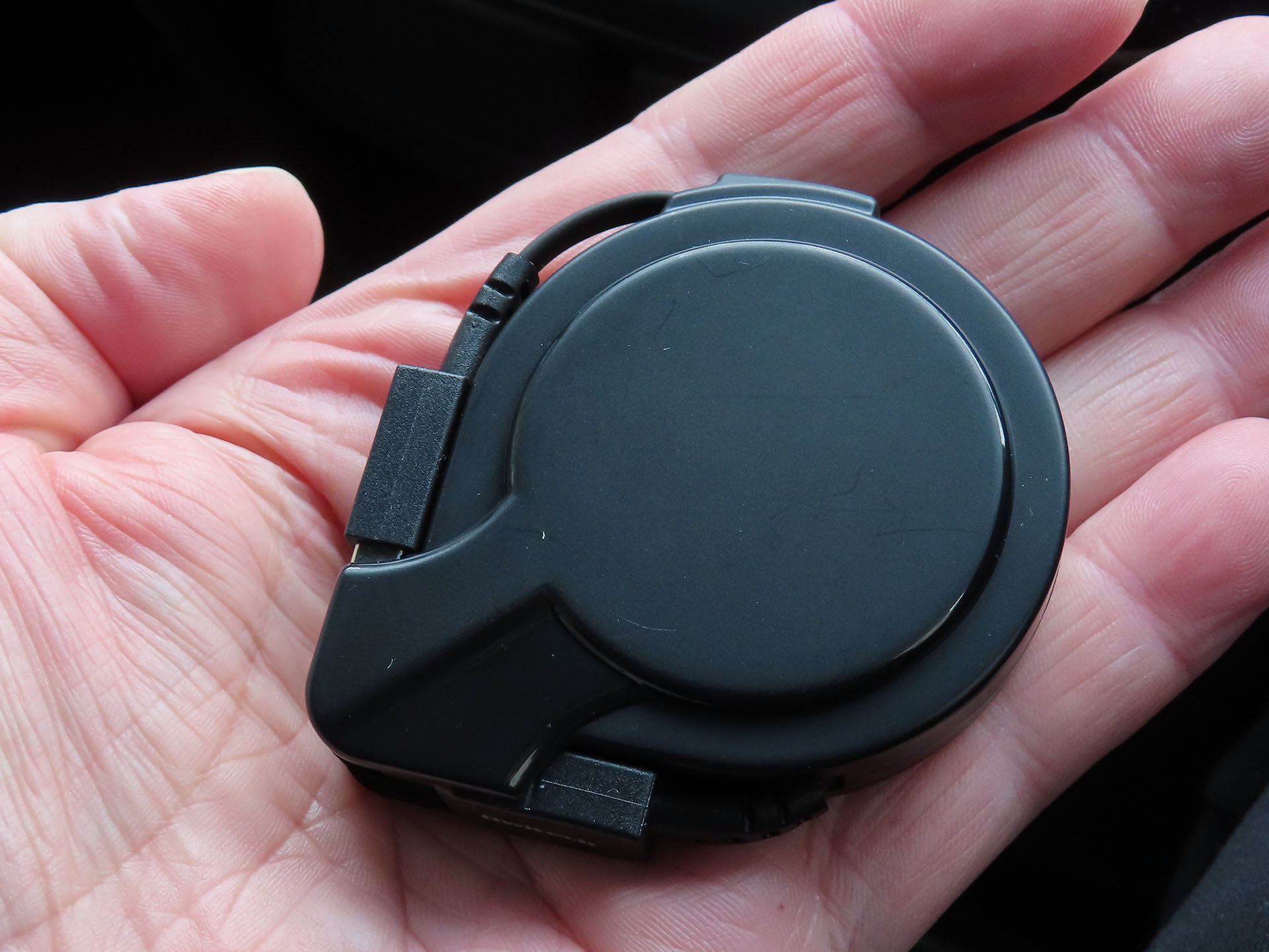 これは新しく購入したUSB-Cタイプの「katamaki（カタマキ）」。