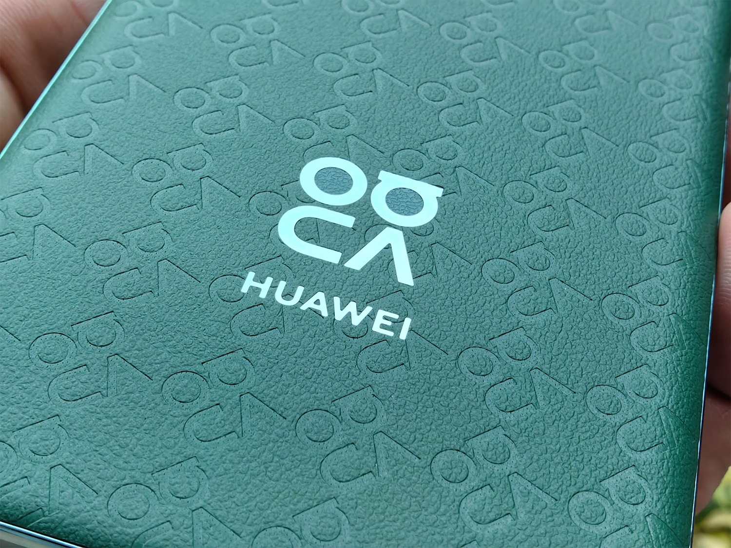 こちらはnova 11 Pro